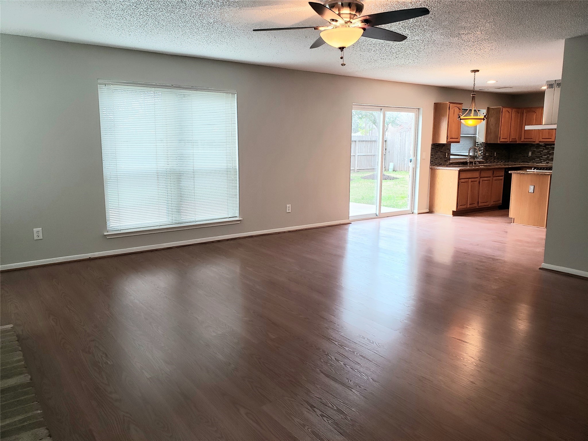 8714 Warrenford Drive Property Photo 6