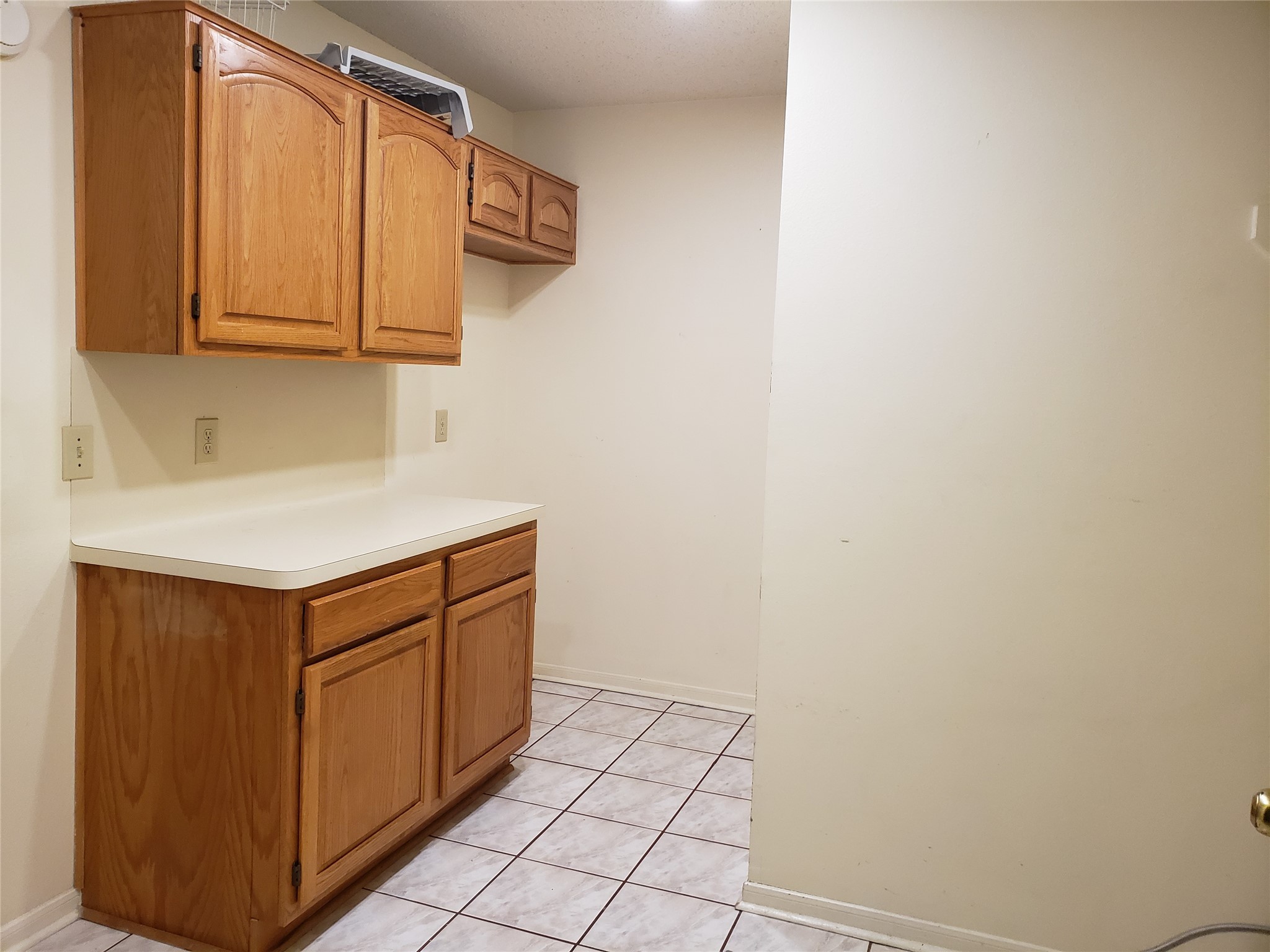 8714 Warrenford Drive Property Photo 23