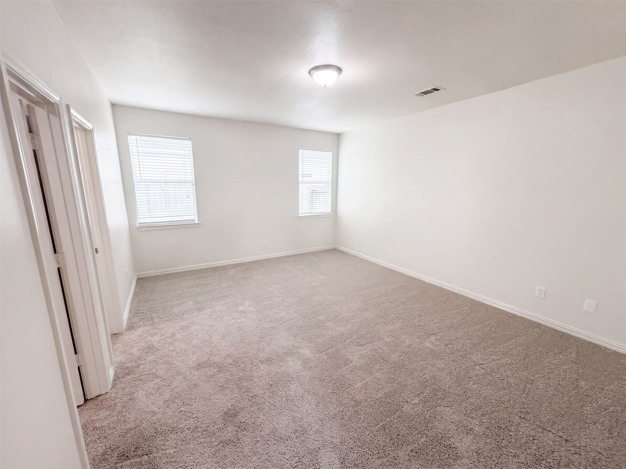 15019 Silhouette Ridge Drive Property Photo 10
