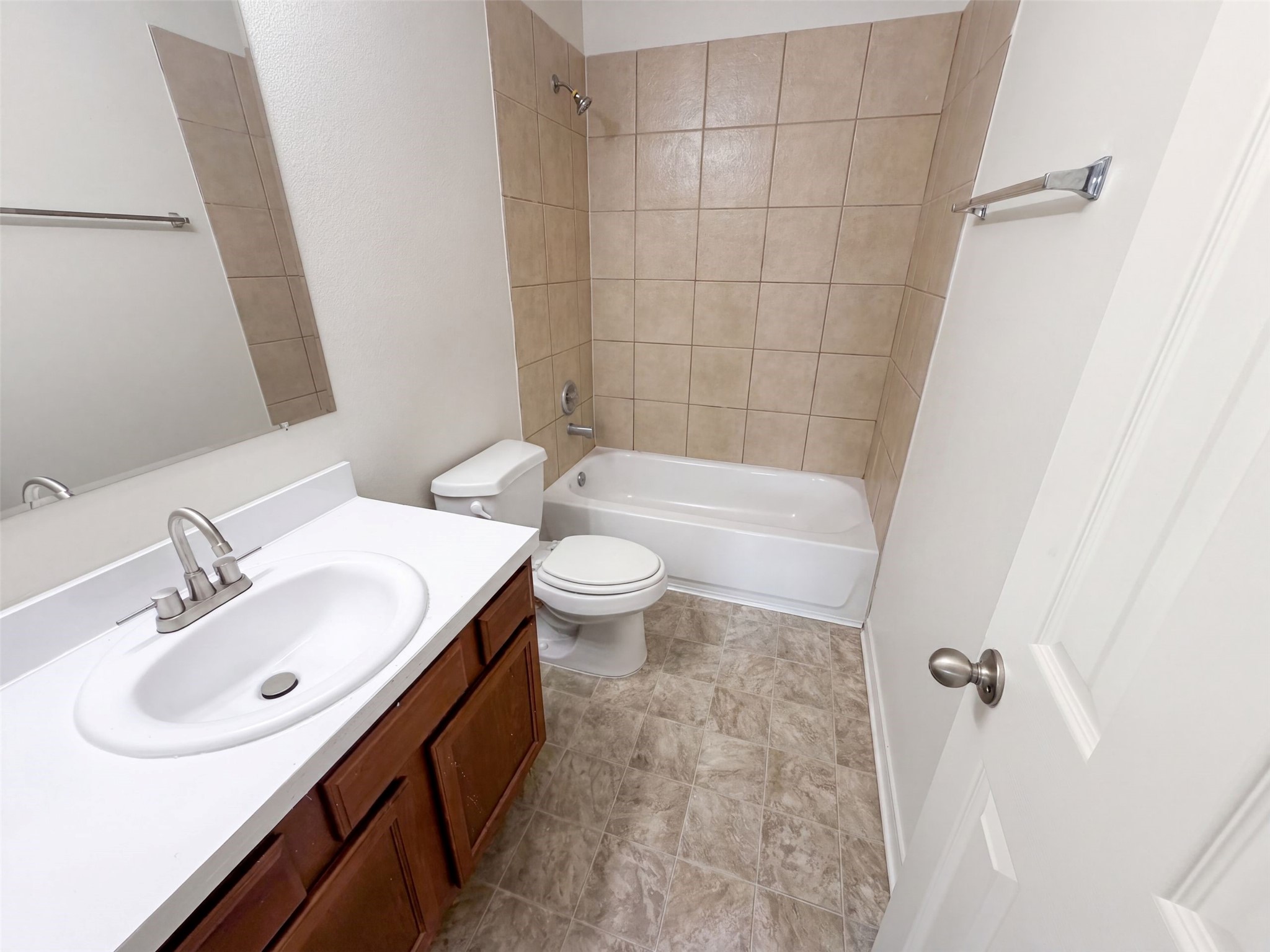 15019 Silhouette Ridge Drive Property Photo 18