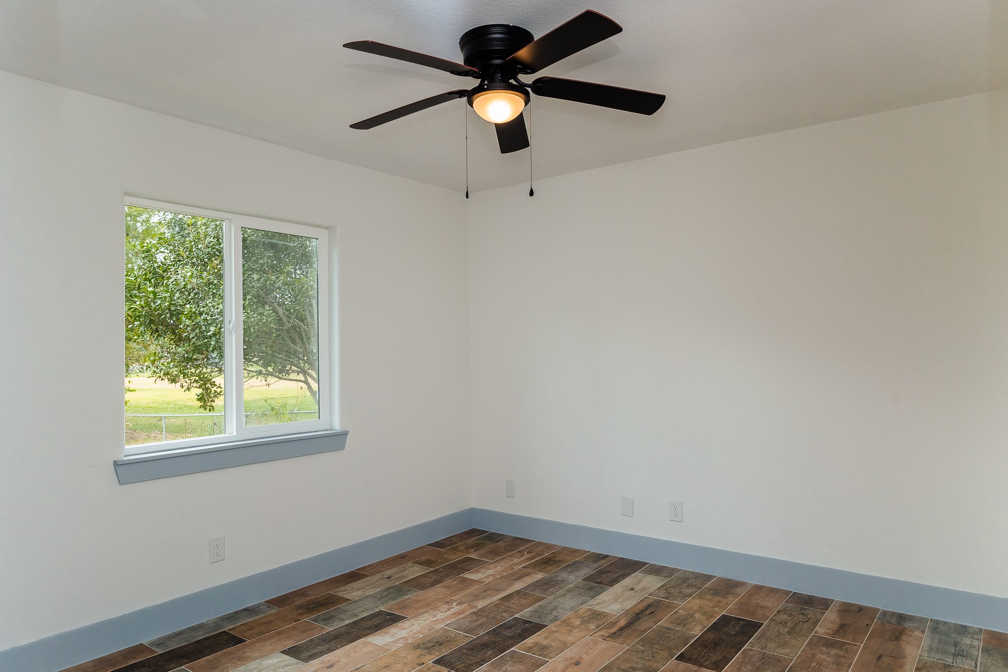811 Matchett Property Photo 9