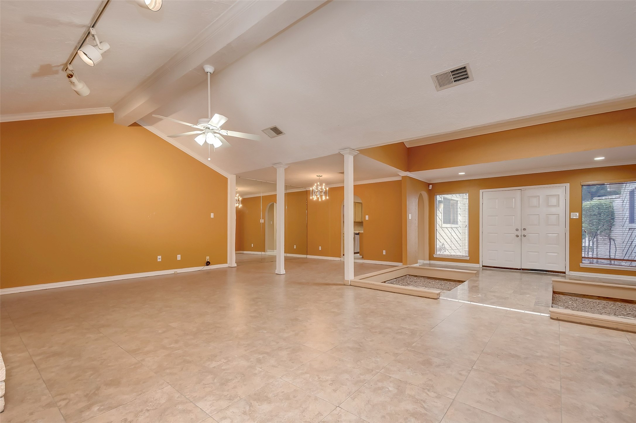 6030 Gallant Forest Drive Property Photo 11