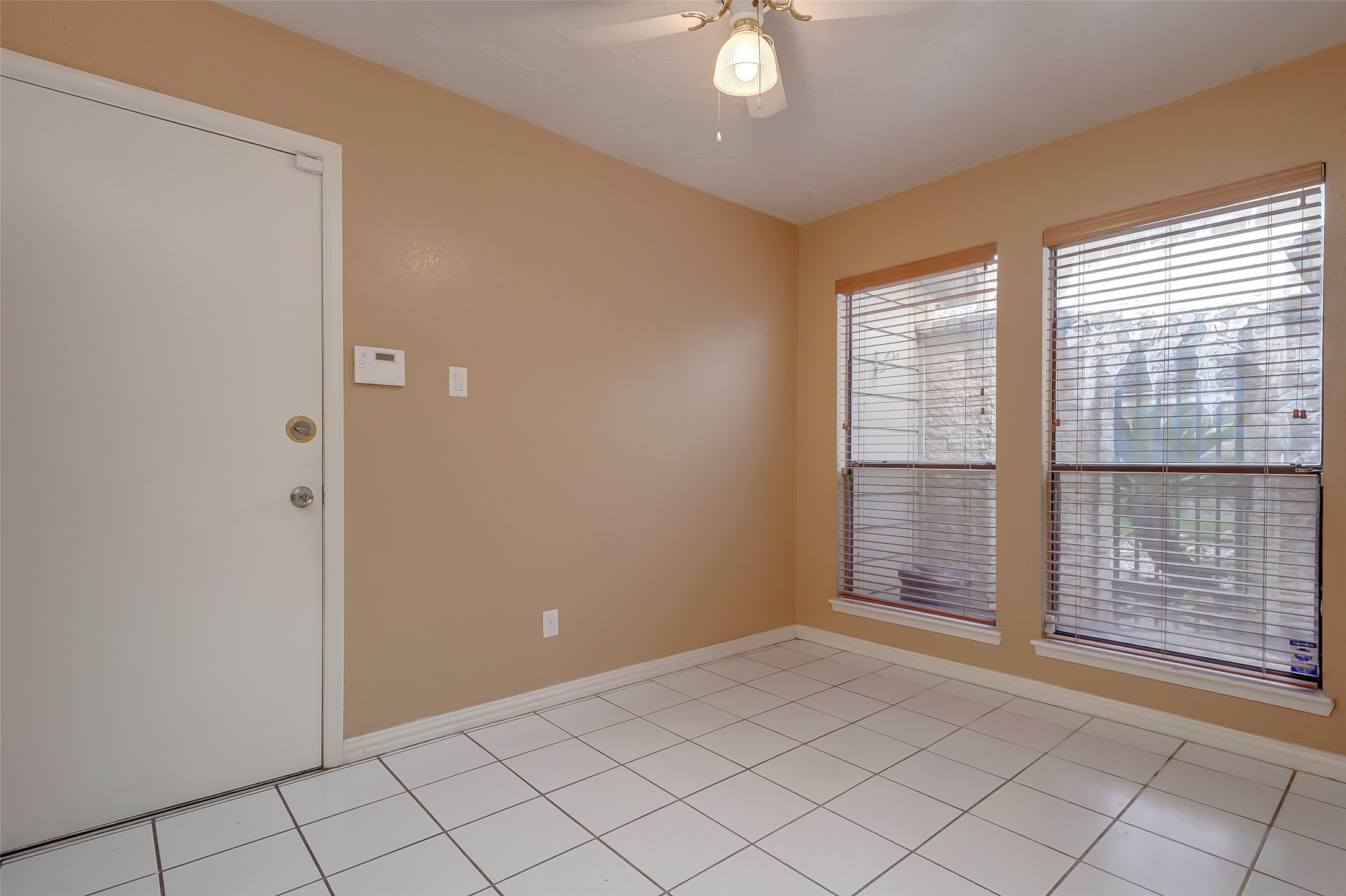 6030 Gallant Forest Drive Property Photo 15