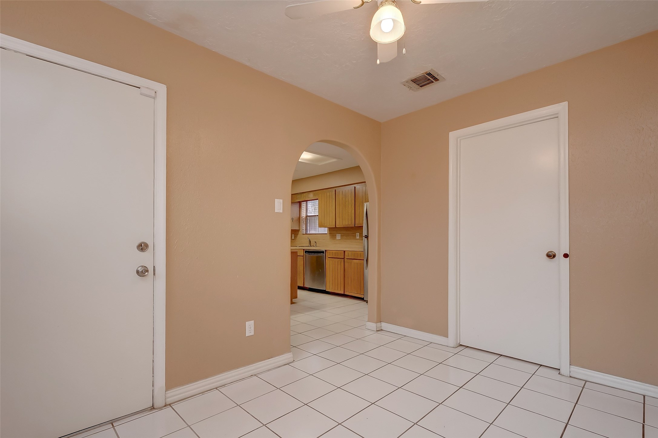 6030 Gallant Forest Drive Property Photo 16