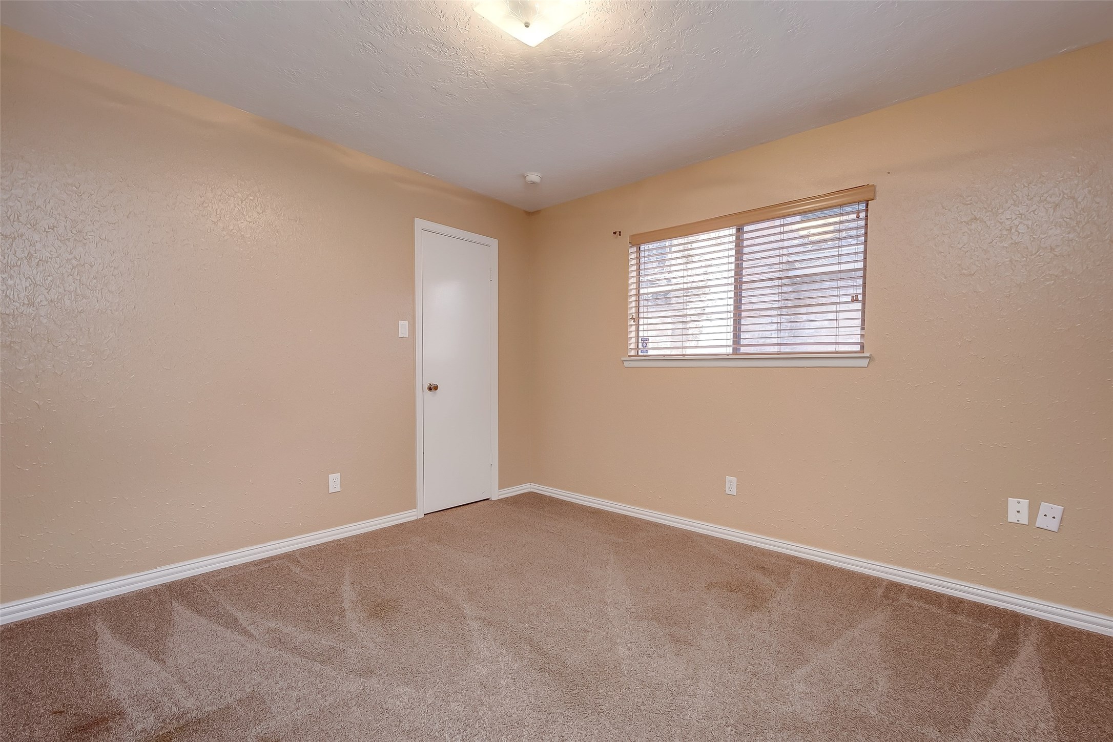 6030 Gallant Forest Drive Property Photo 30