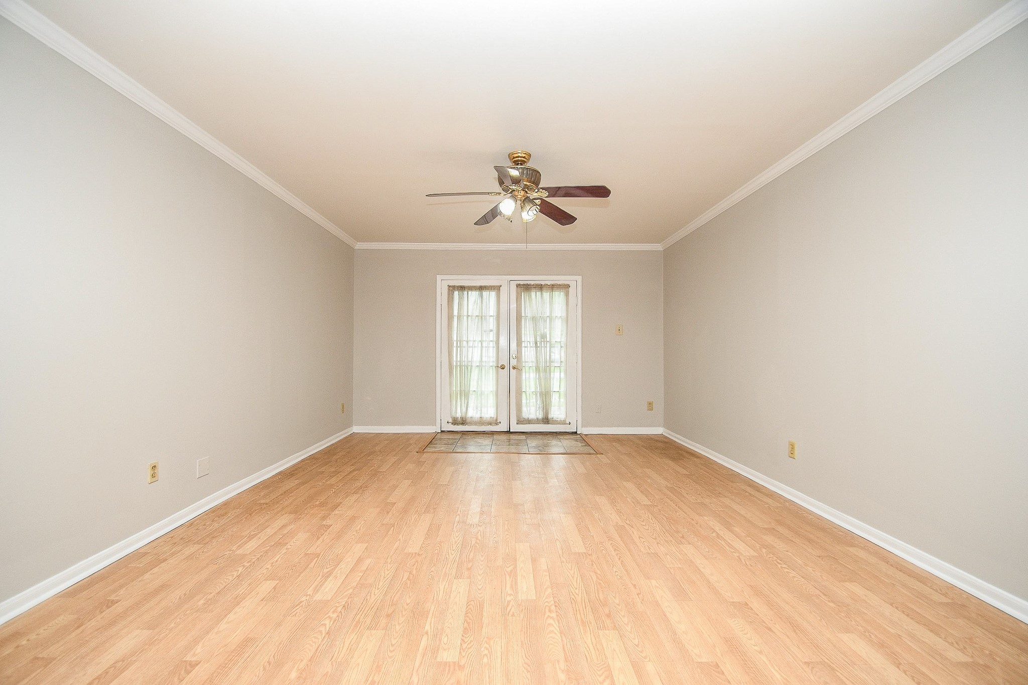 6410 Bluestone Drive Property Photo 6