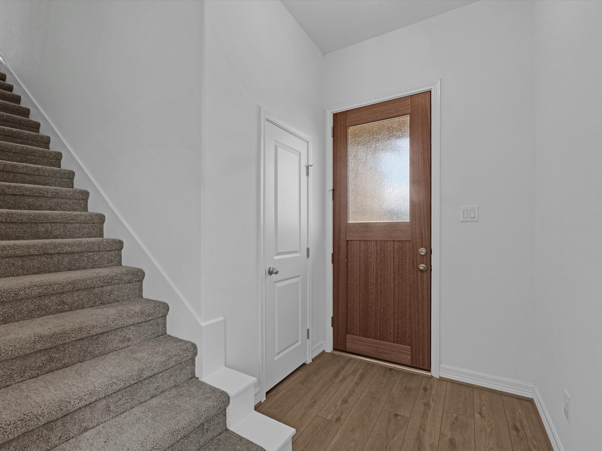 19023 Magnolia Willow Lane Property Photo 8