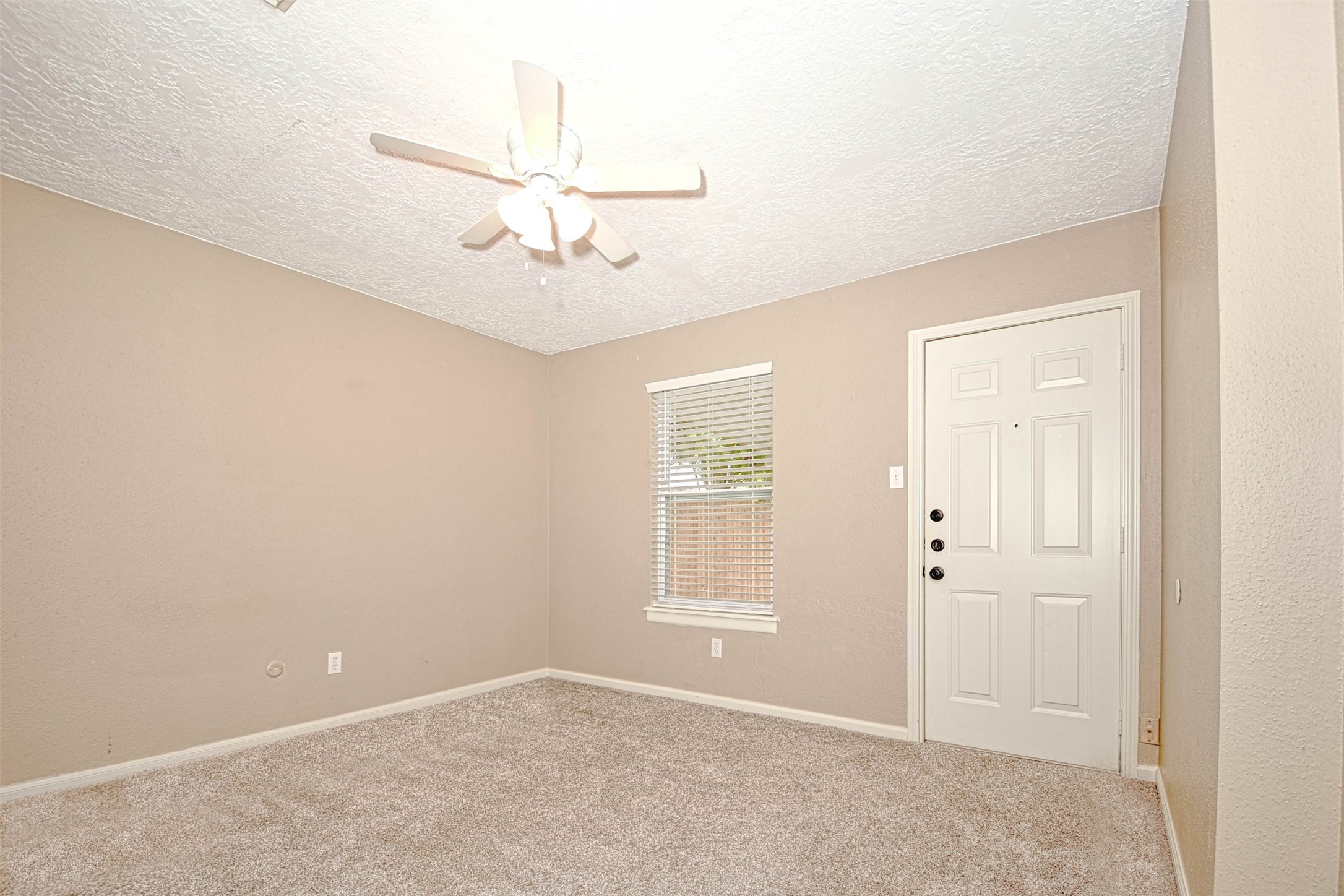 518 Moore Street Property Photo 13