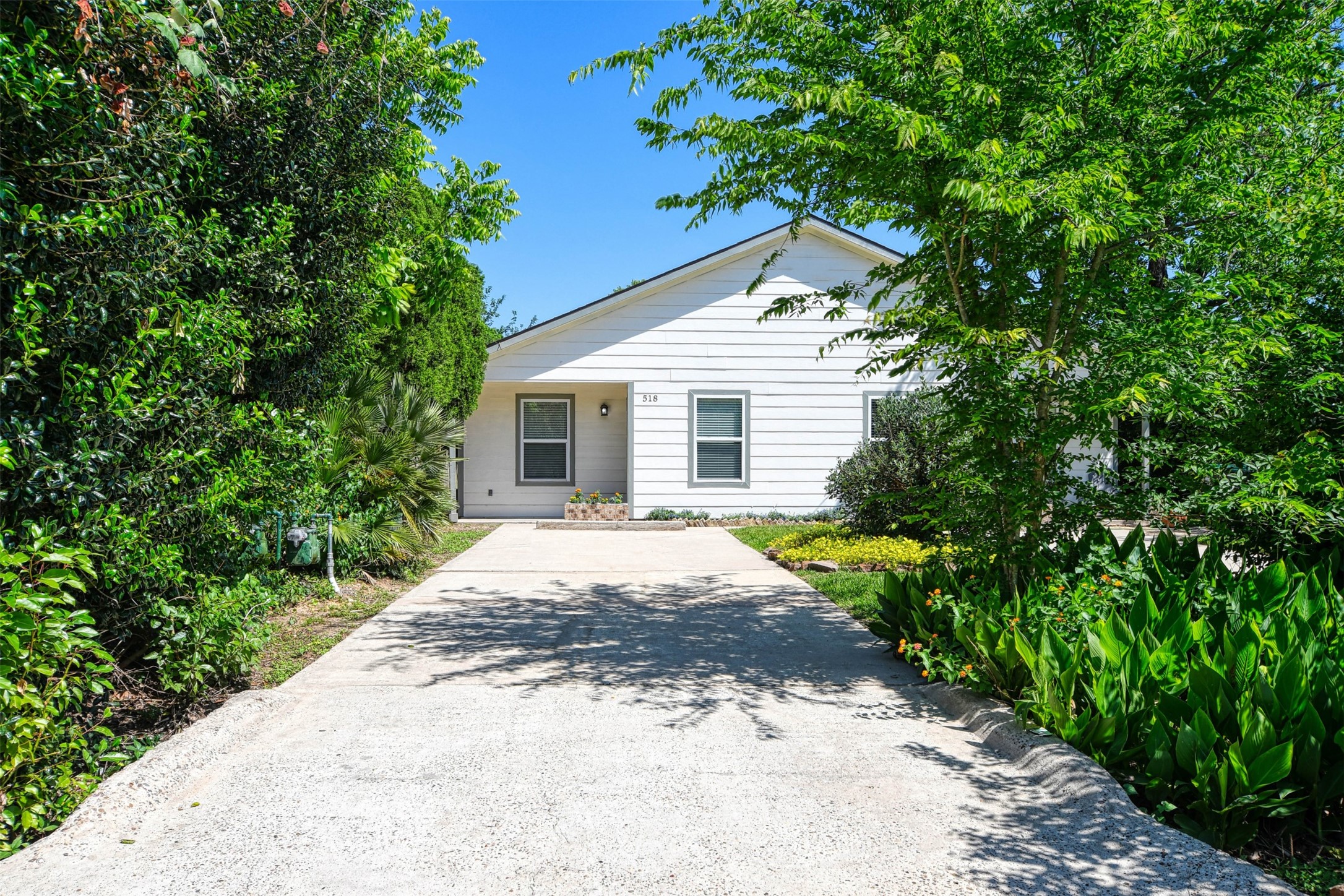 518 Moore Street Property Photo 16