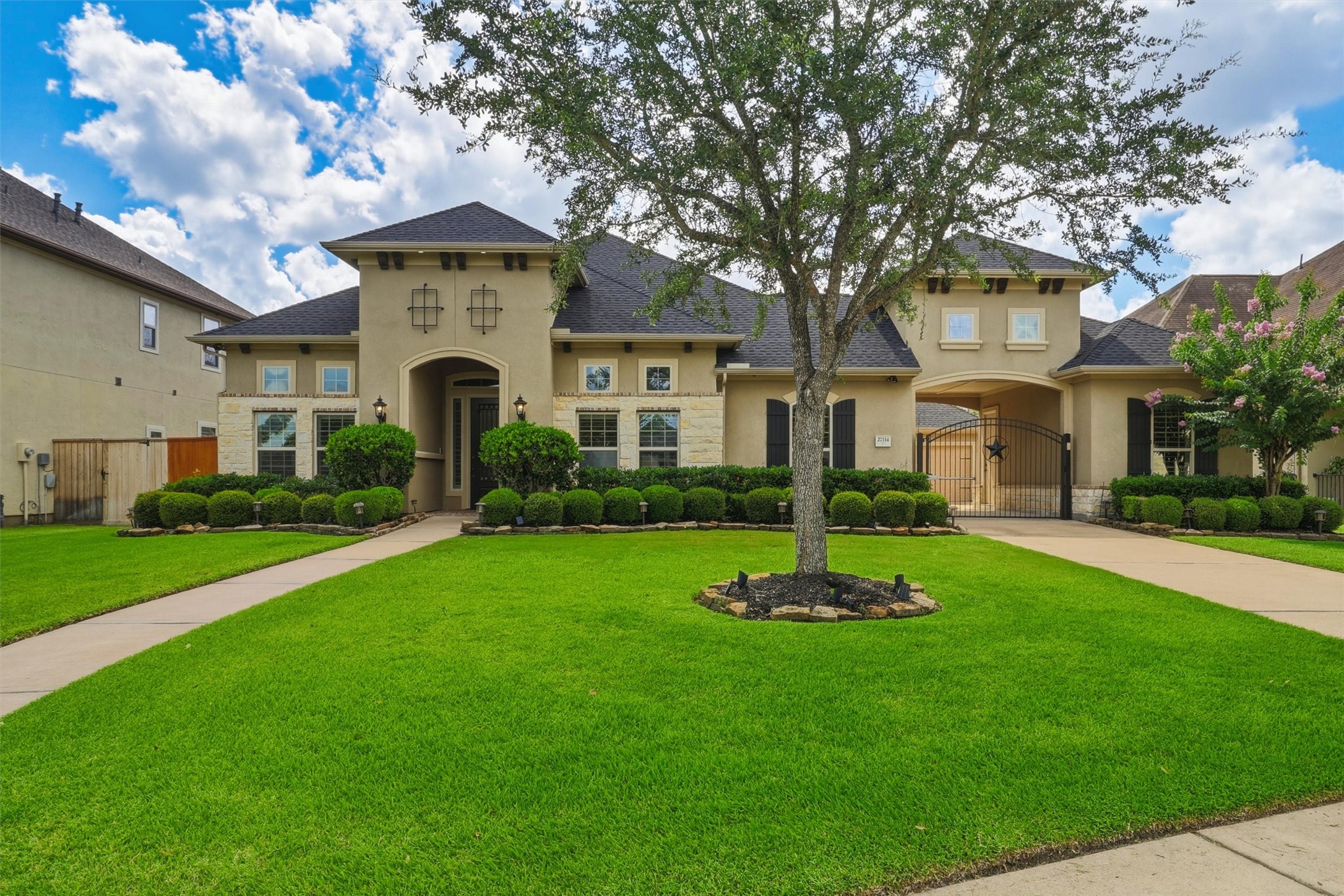 27114 Ashford Sky Lane Property Photo 2