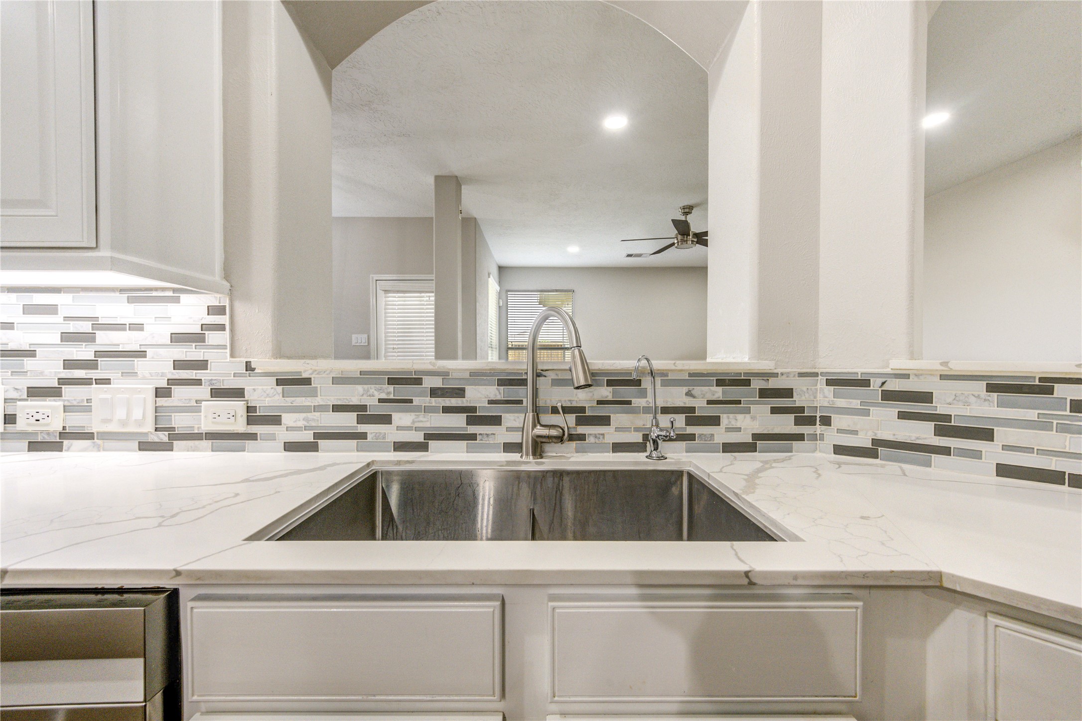 20138 Jasper Oaks Drive Property Photo 16