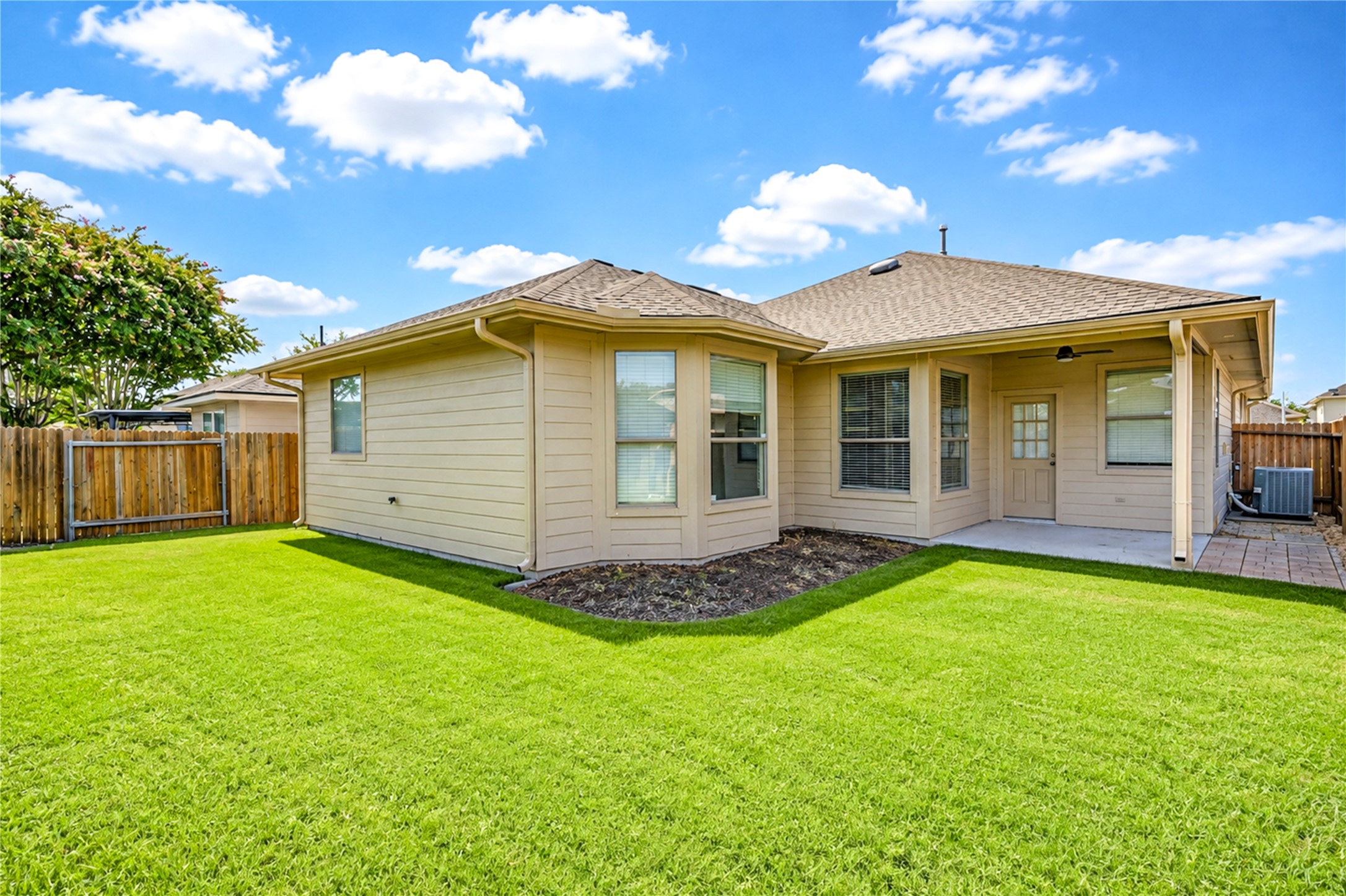 20138 Jasper Oaks Drive Property Photo 34