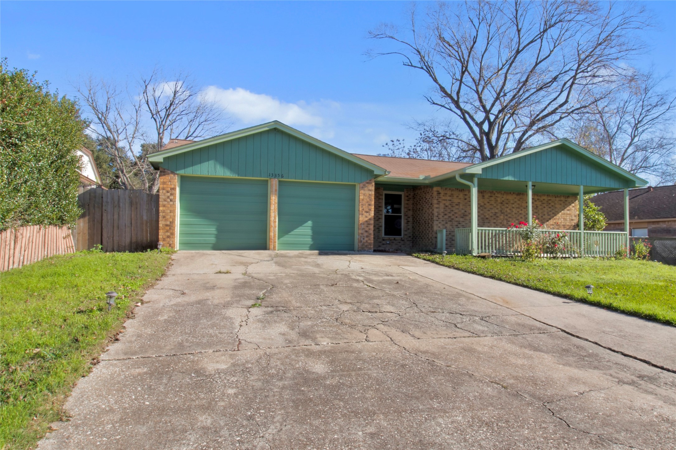 13356 Bluff View Drive Property Photo 1