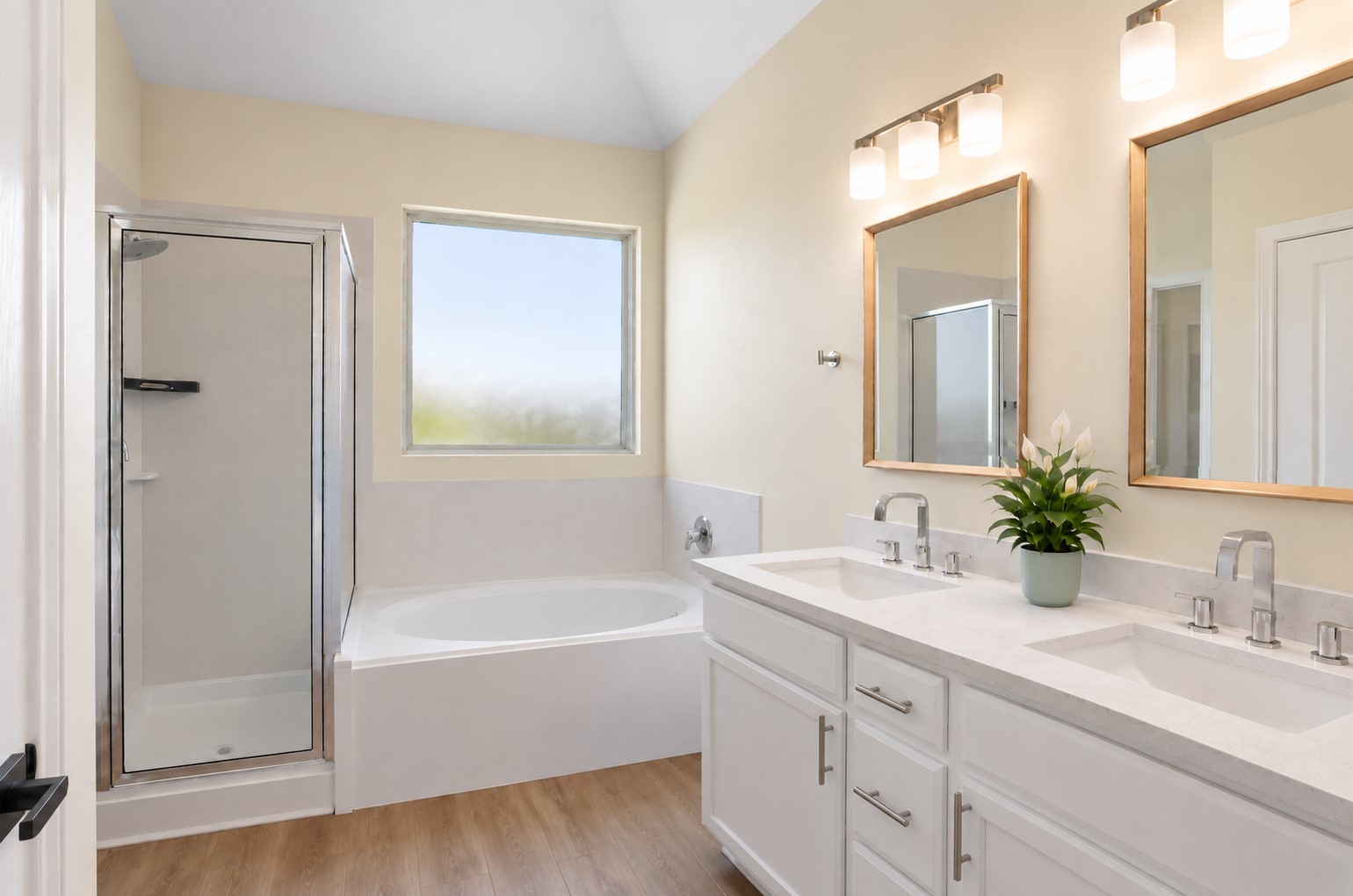 5402 Roaring Peaks Lane Property Photo 10