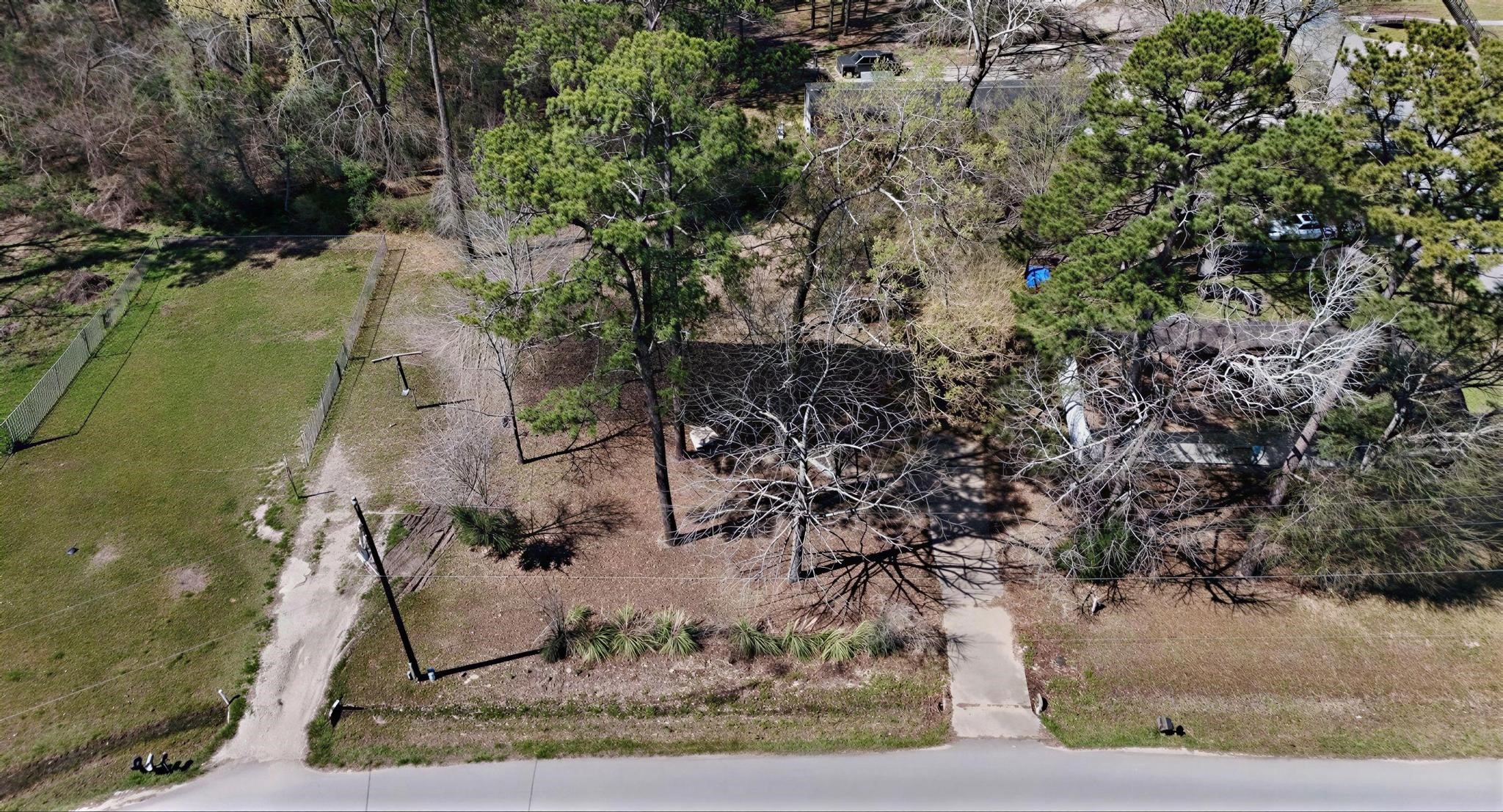 23288 Stoneshire Drive Property Photo 5