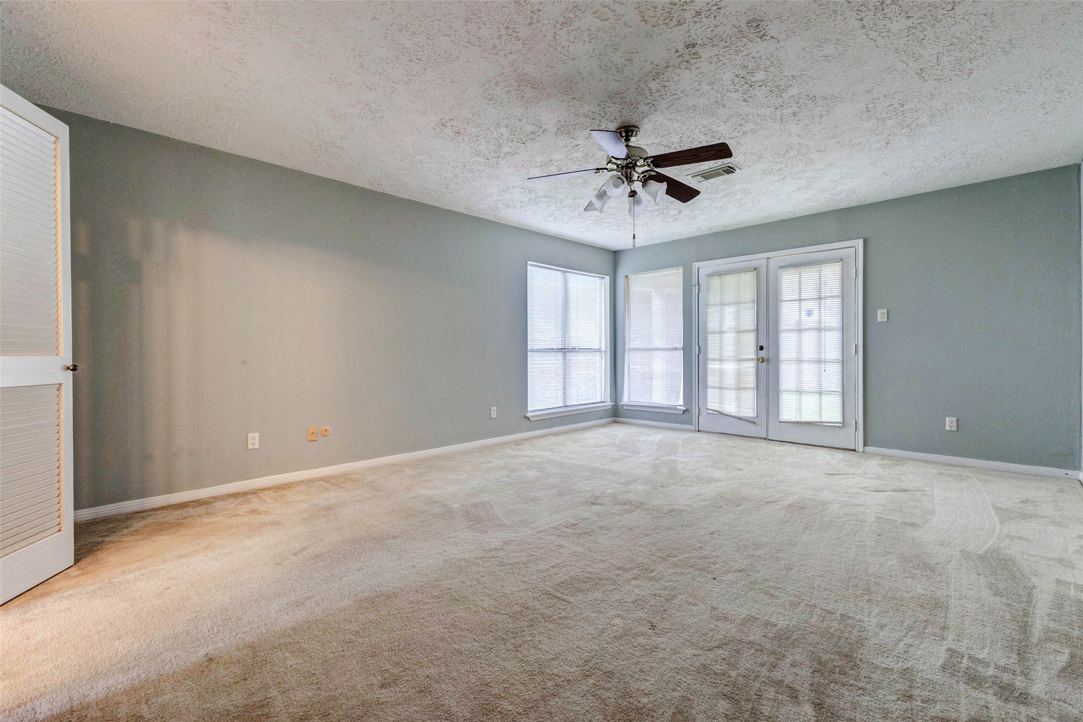 3102 Ashford Bend Drive Property Photo 7