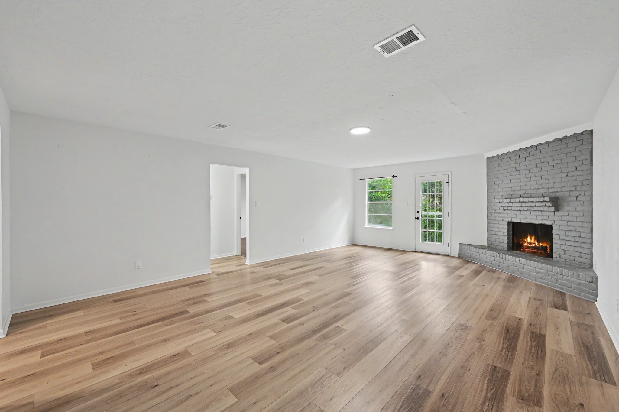 1409 S 3rd Street Property Photo 4