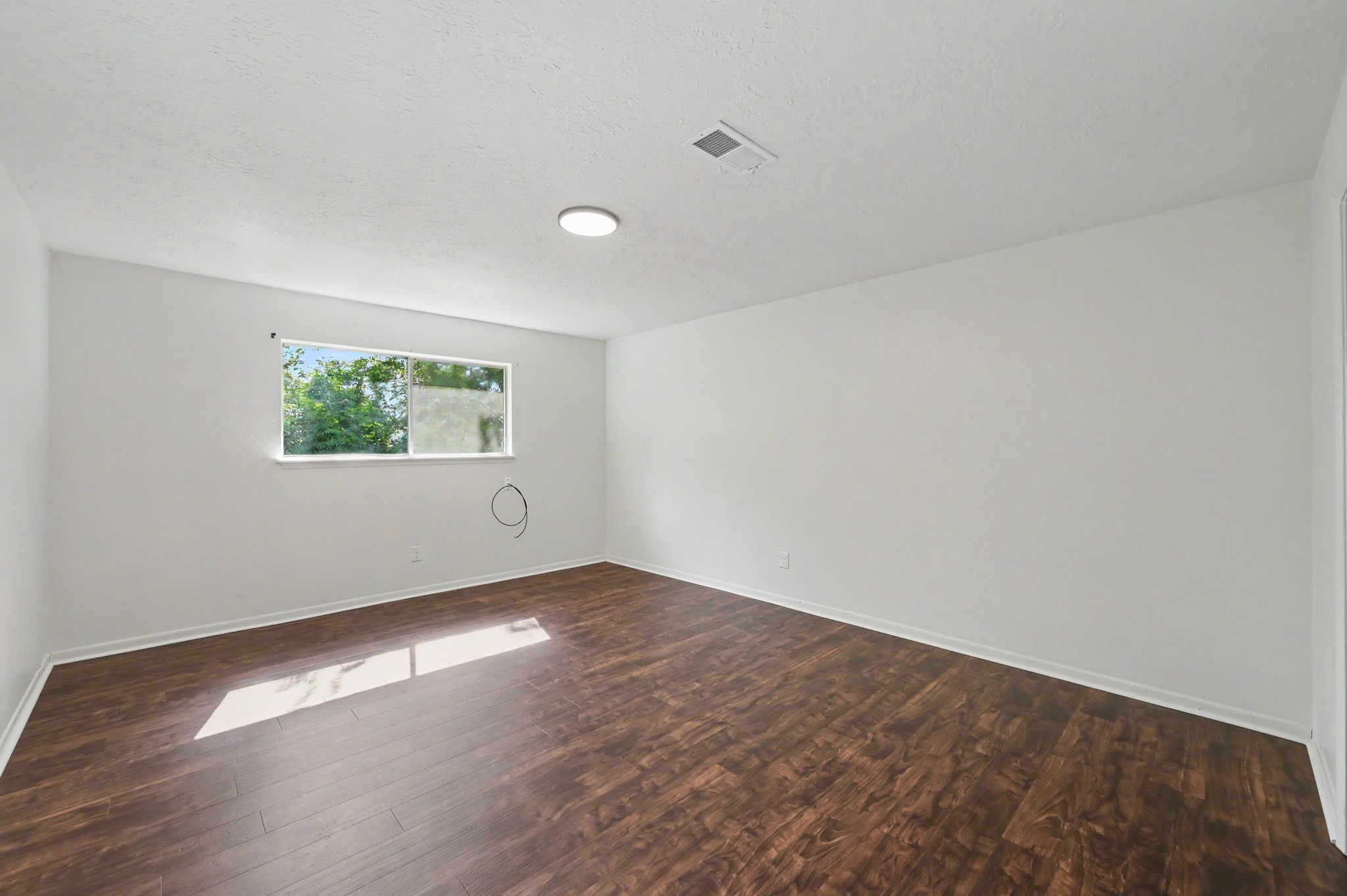 1409 S 3rd Street Property Photo 12