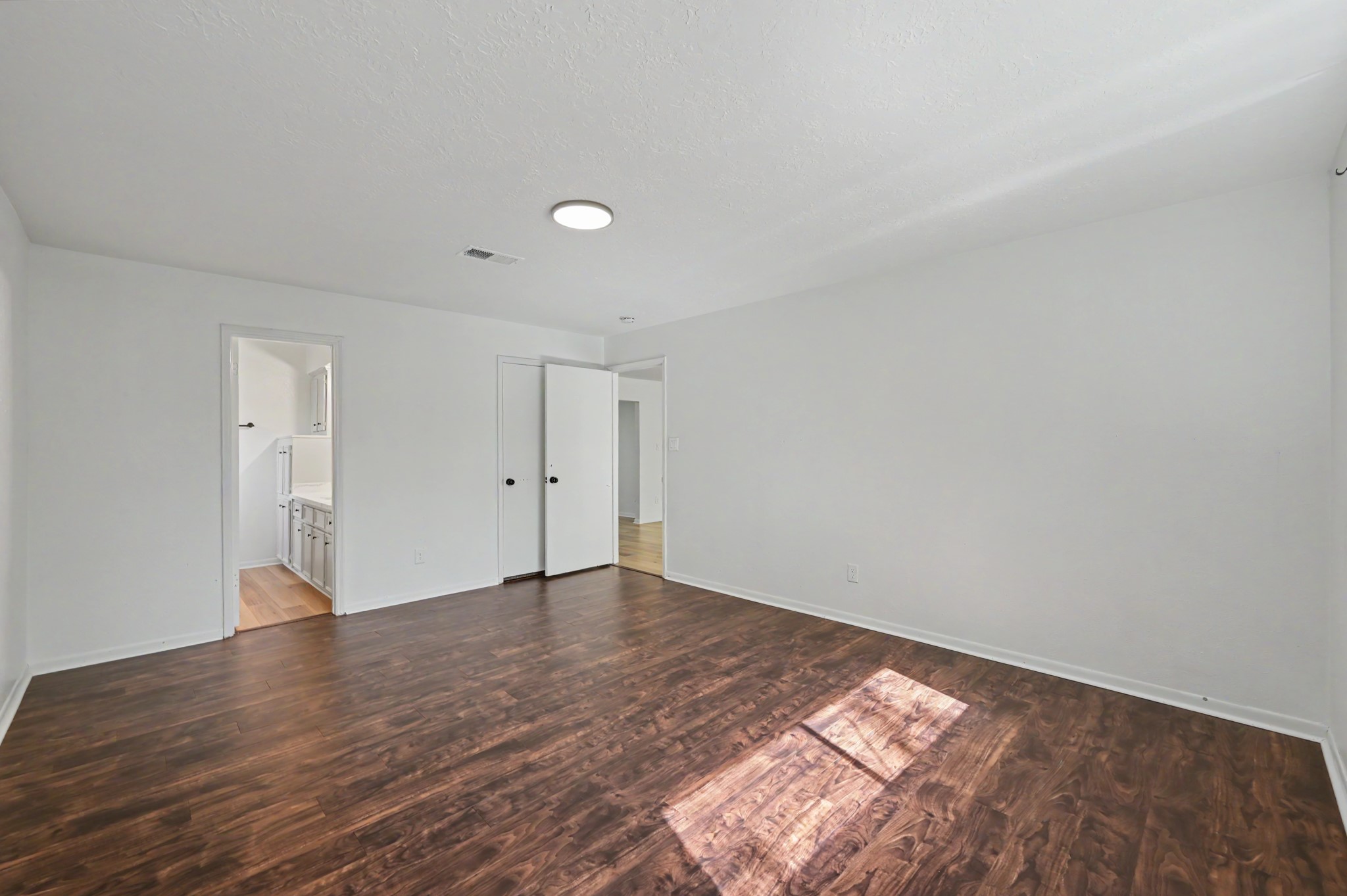 1409 S 3rd Street Property Photo 13
