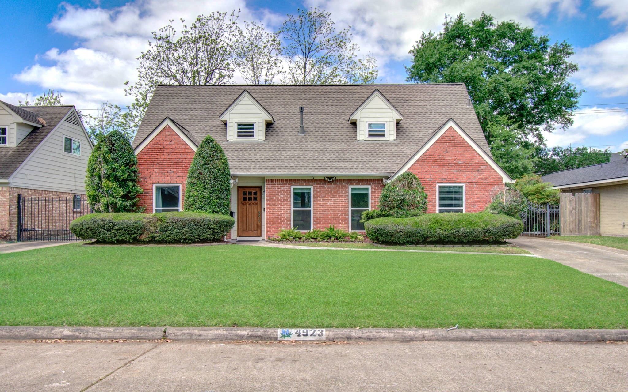 4923 Apollo Street Property Photo