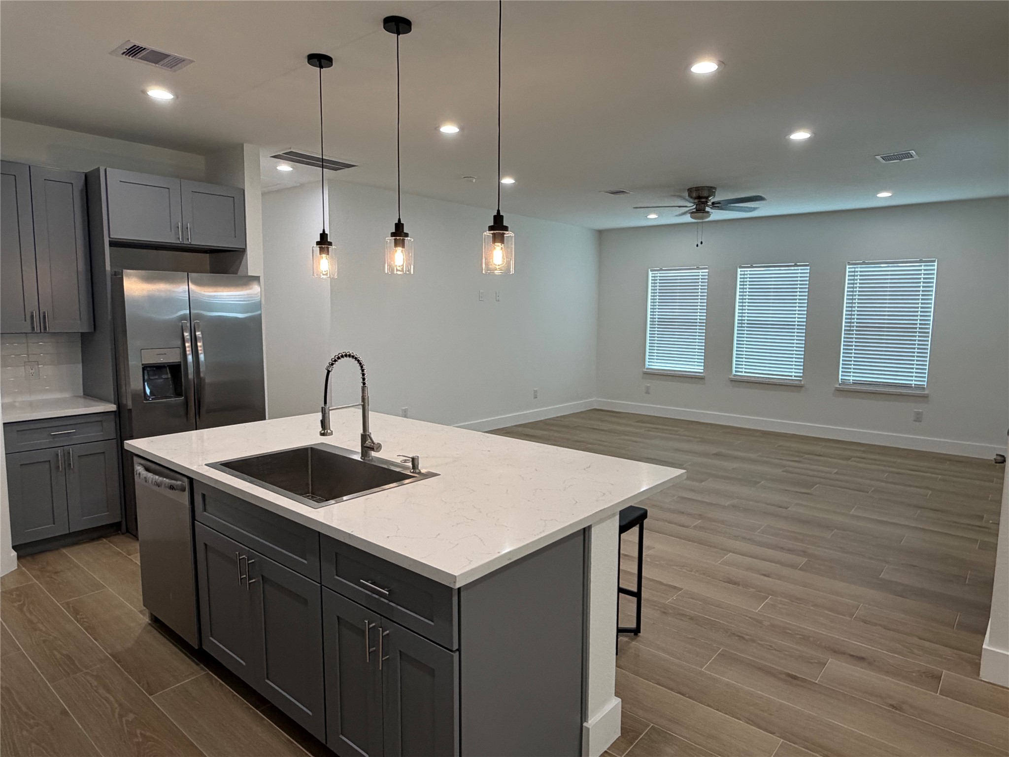 1300 Edison Avenue Property Photo 10