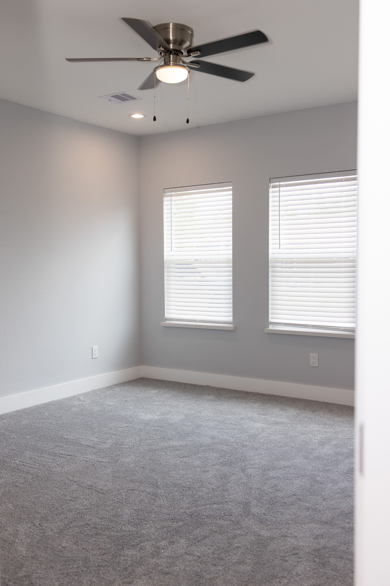 1300 Edison Avenue Property Photo 17