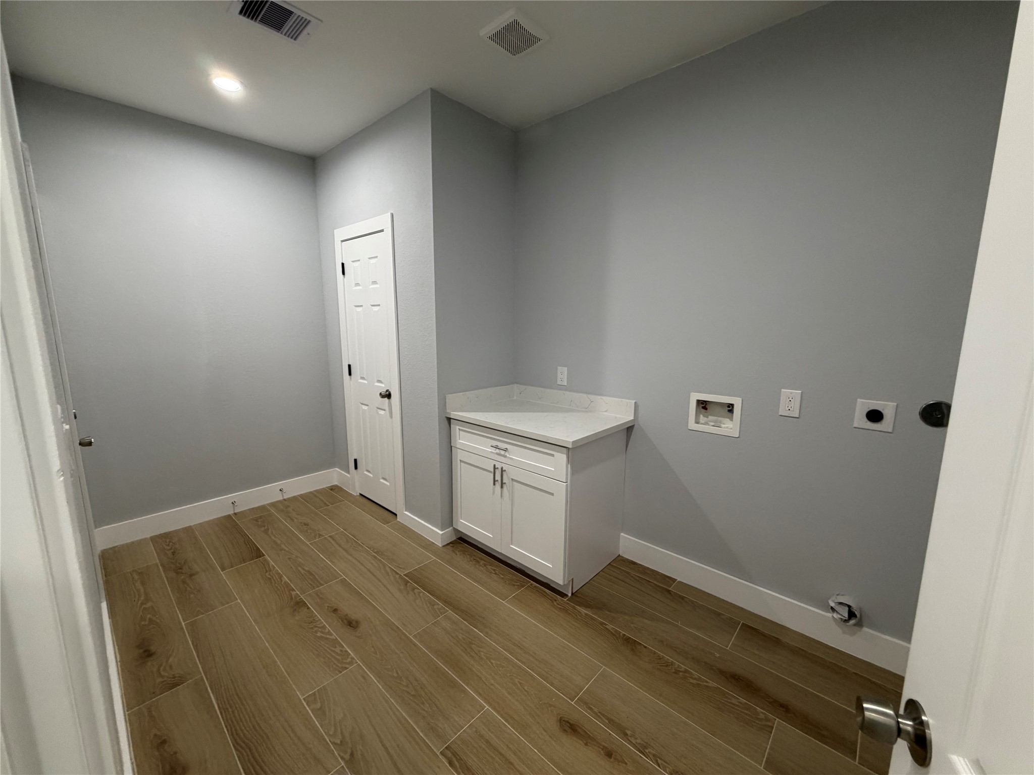 1300 Edison Avenue Property Photo 32