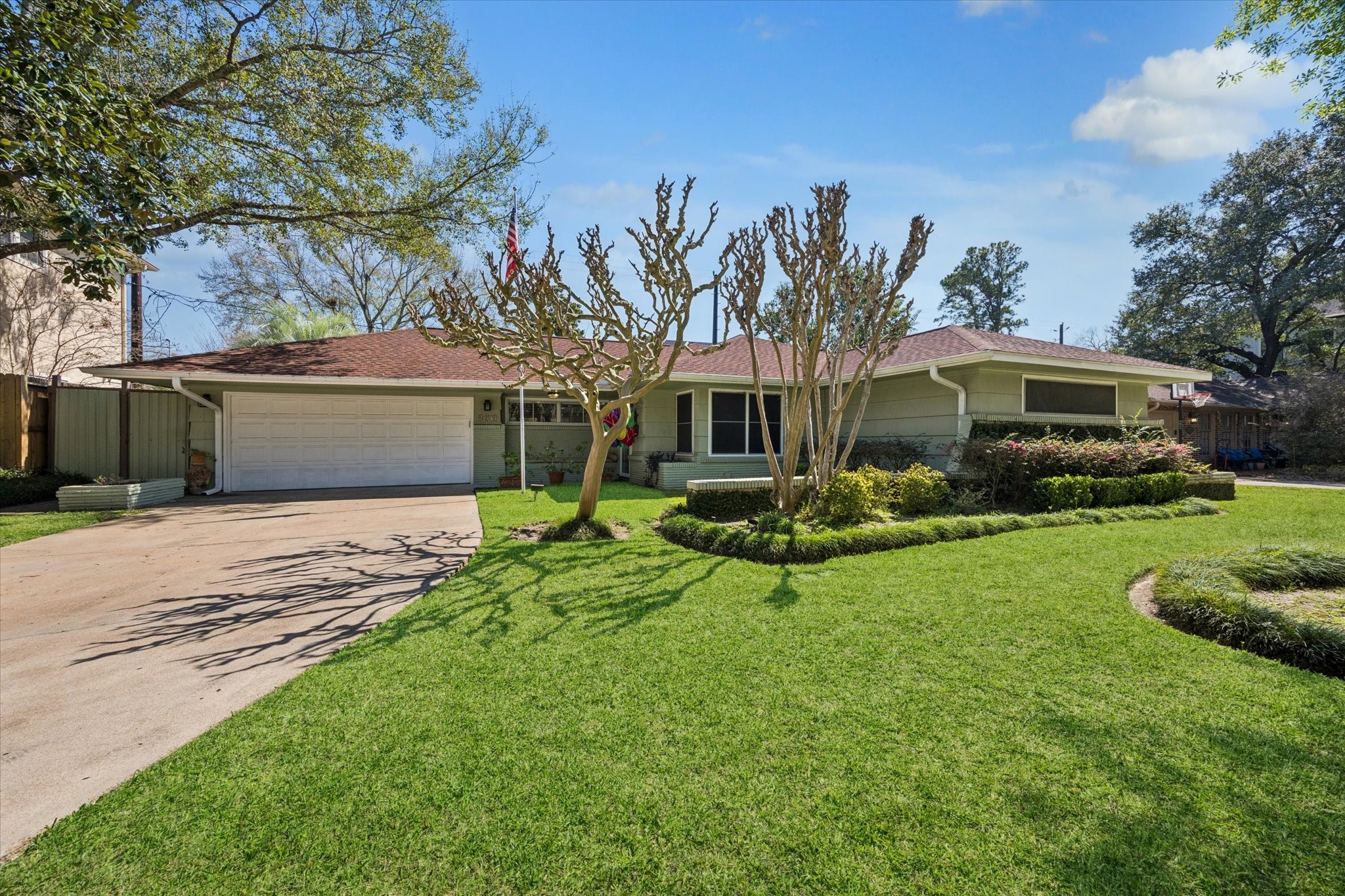 8611 Ferris Drive Property Photo 4