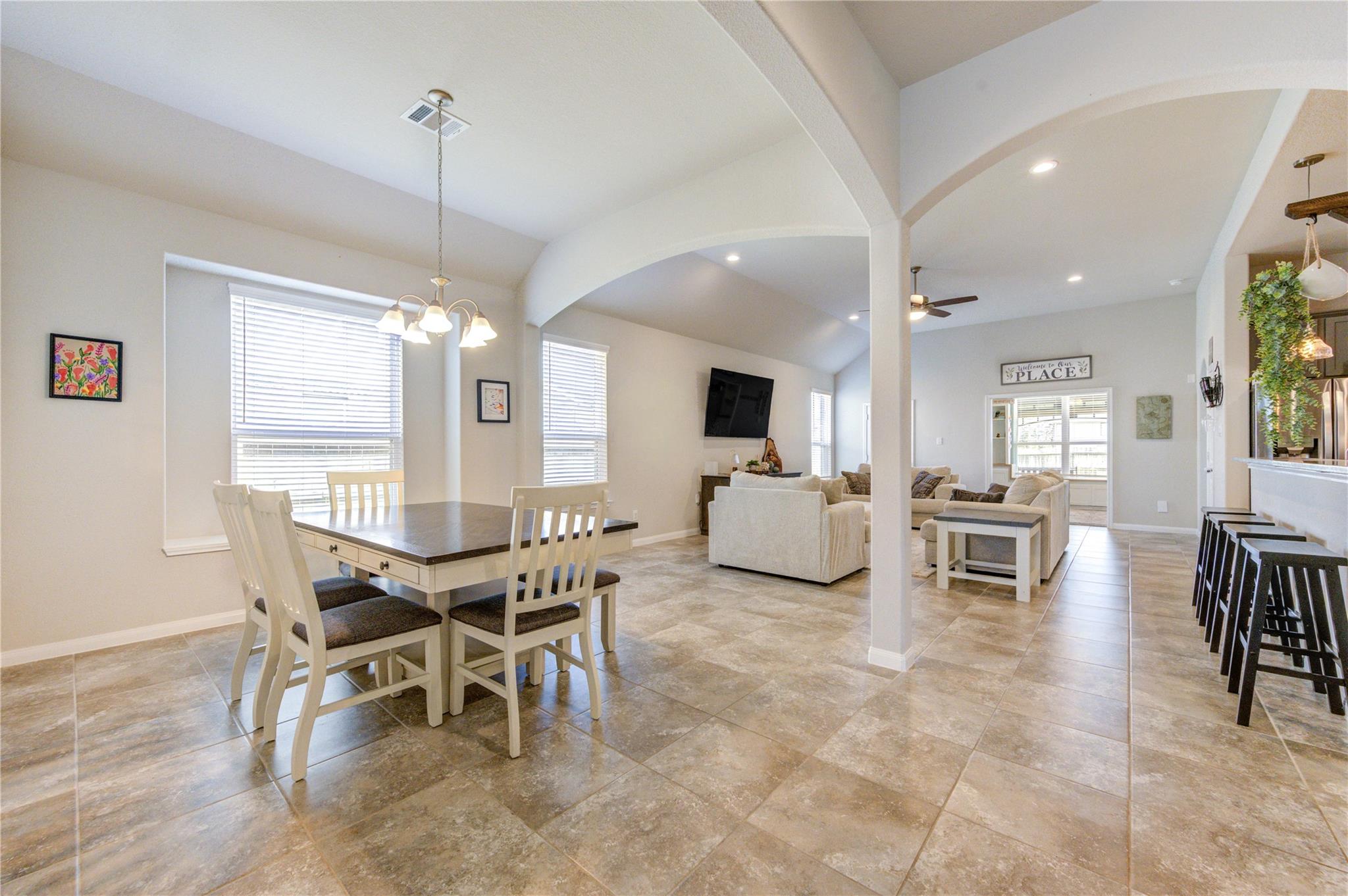 34 Indian Wells Drive, Manvel Tx 77578 Property Photo 3