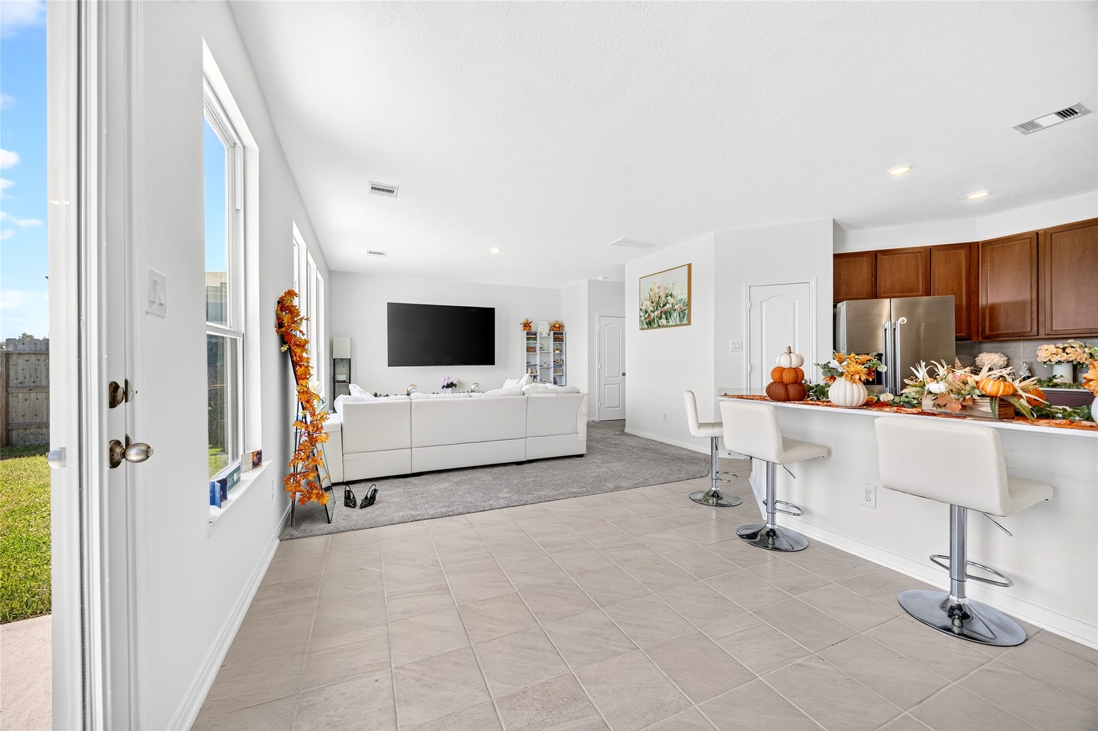 25231 Benroe Street Property Photo 14
