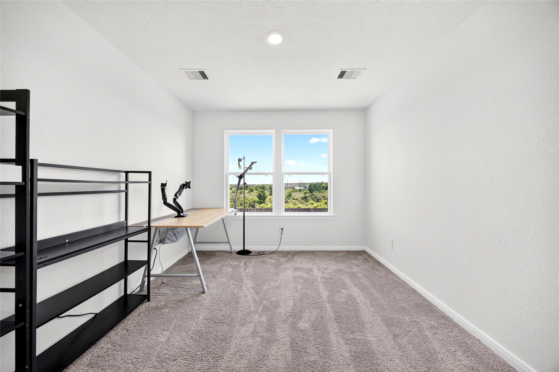 25231 Benroe Street Property Photo 18