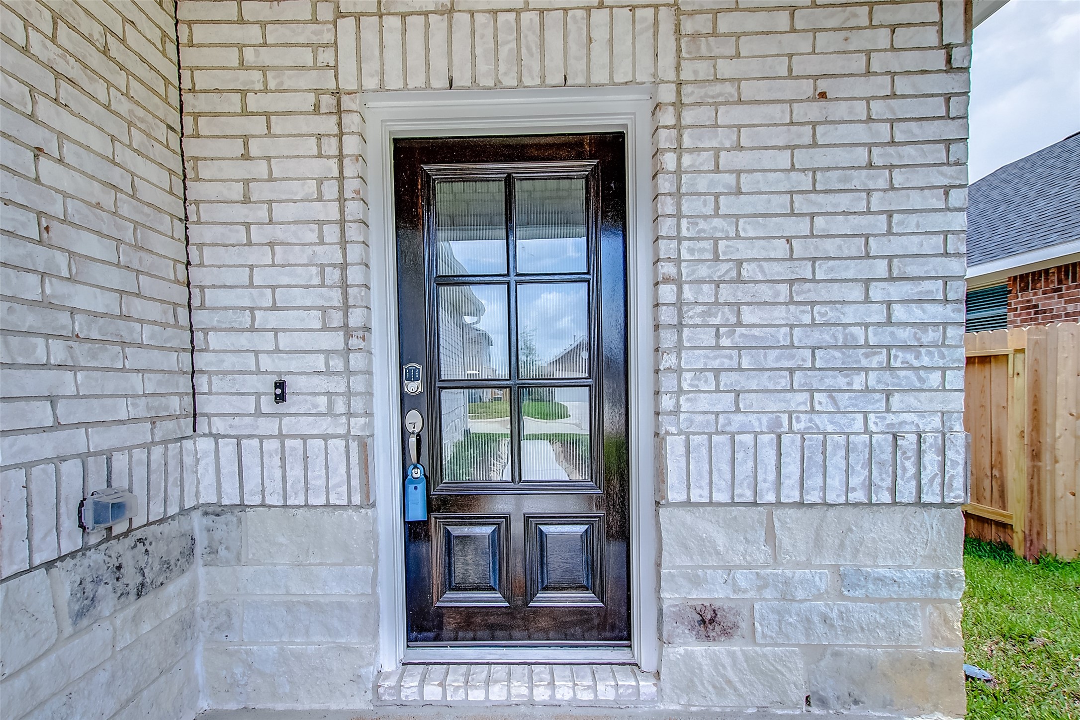 31322 Spotted Saddle Hollow Lane Property Photo 2
