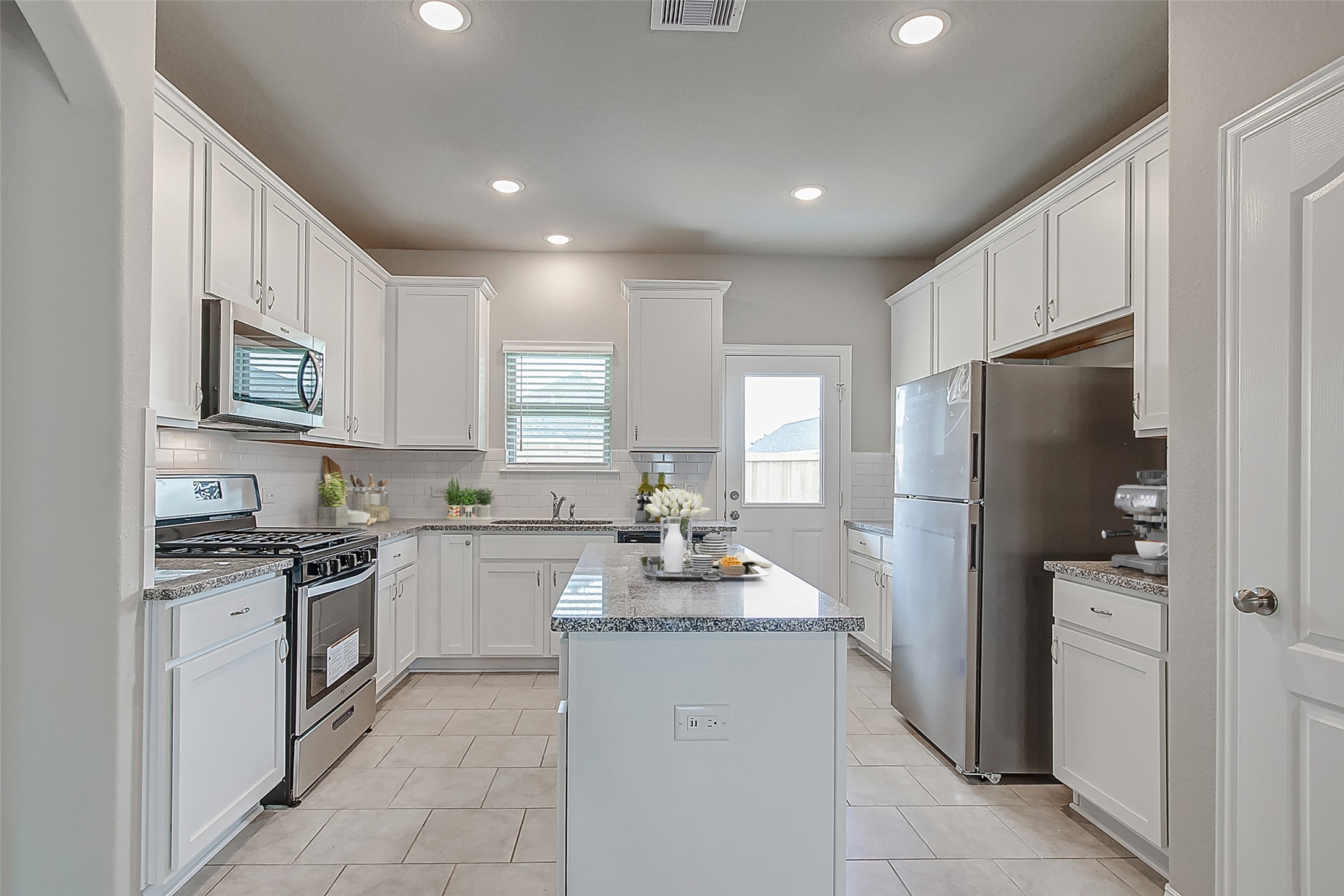31322 Spotted Saddle Hollow Lane Property Photo 7