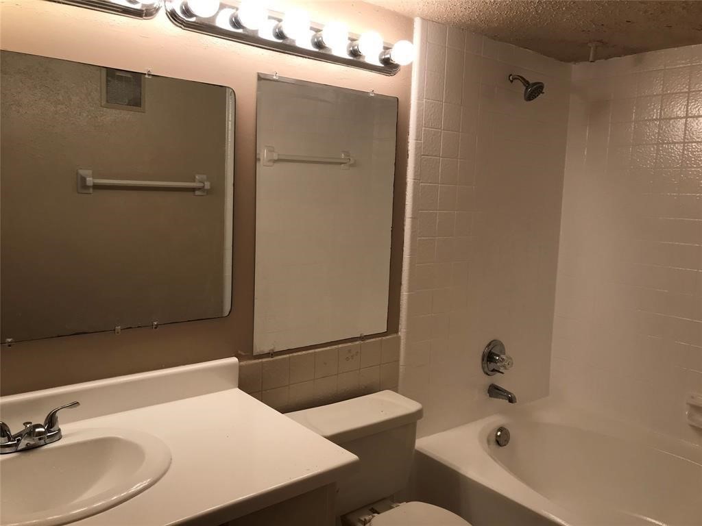 2826 S Bartell Drive 35 Property Photo 10