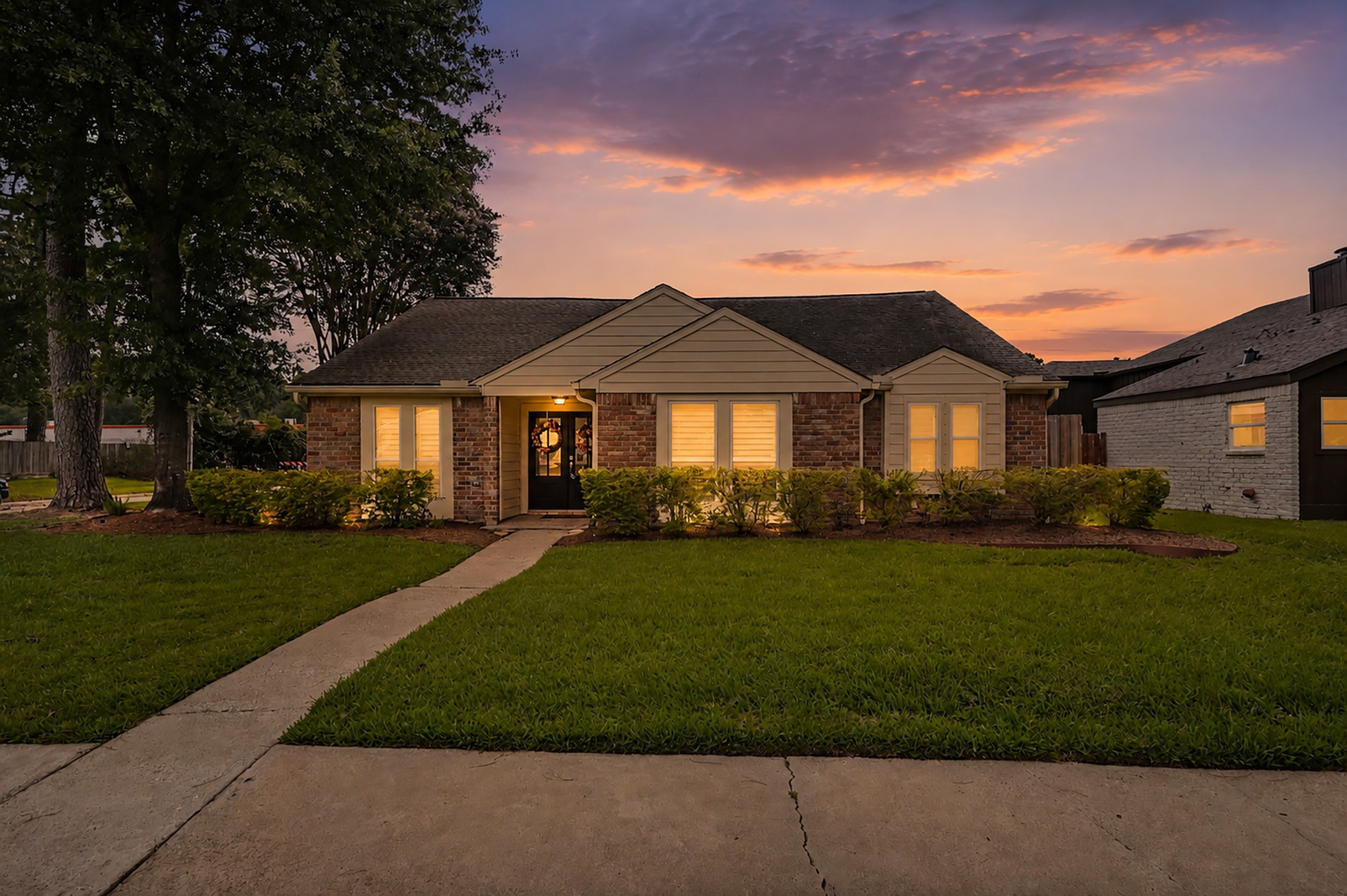 15038 Rose Valley Drive Property Photo 1
