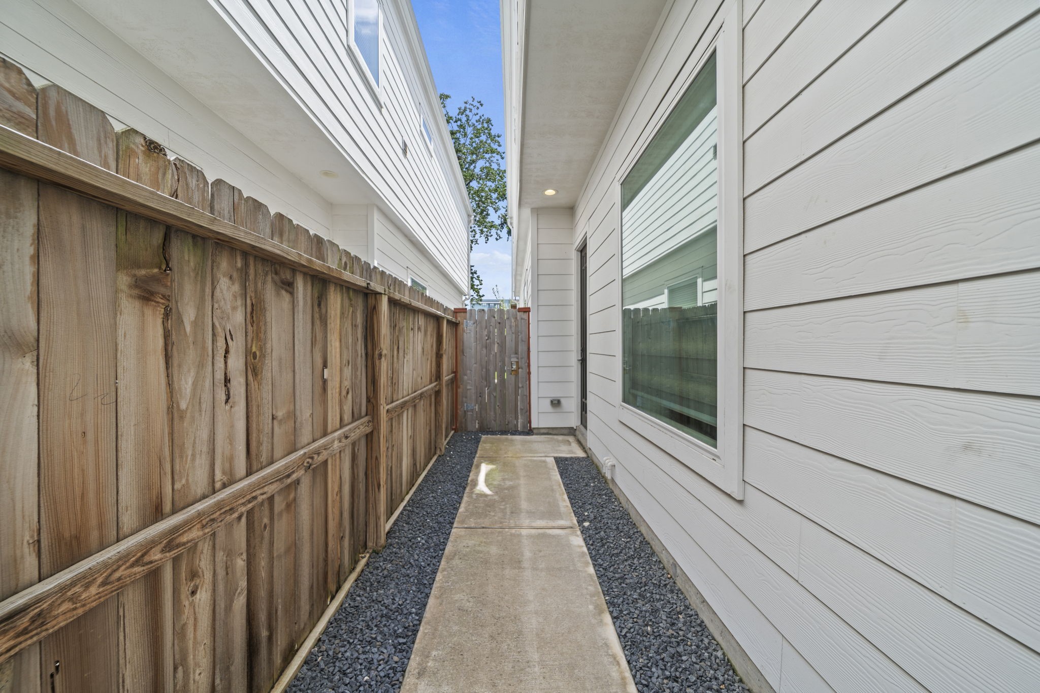 1128 Malone Street Property Photo 14