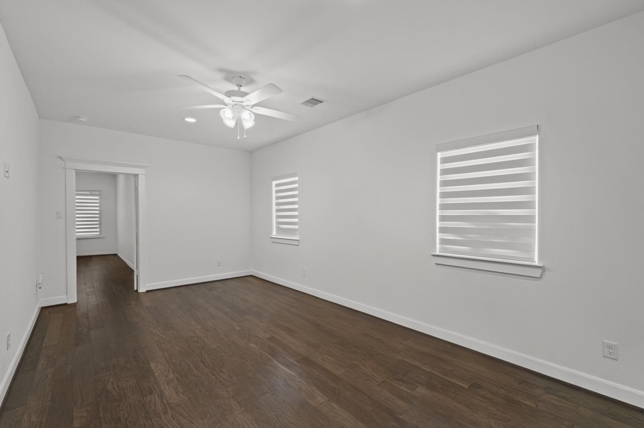 1128 Malone Street Property Photo 25
