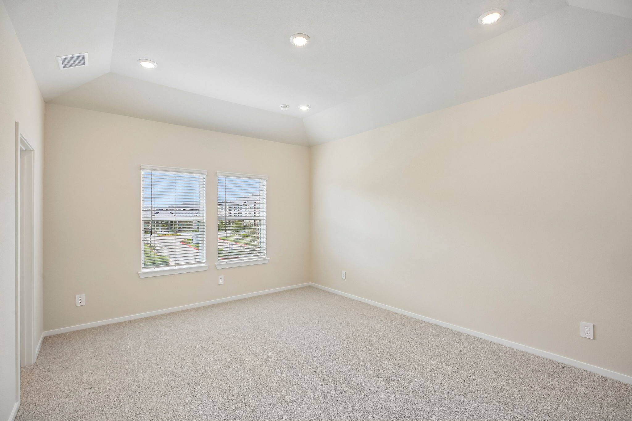 1007 Cedar Place Lane Property Photo 33