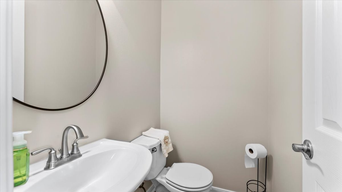 9722 Therrell Drive Property Photo 11
