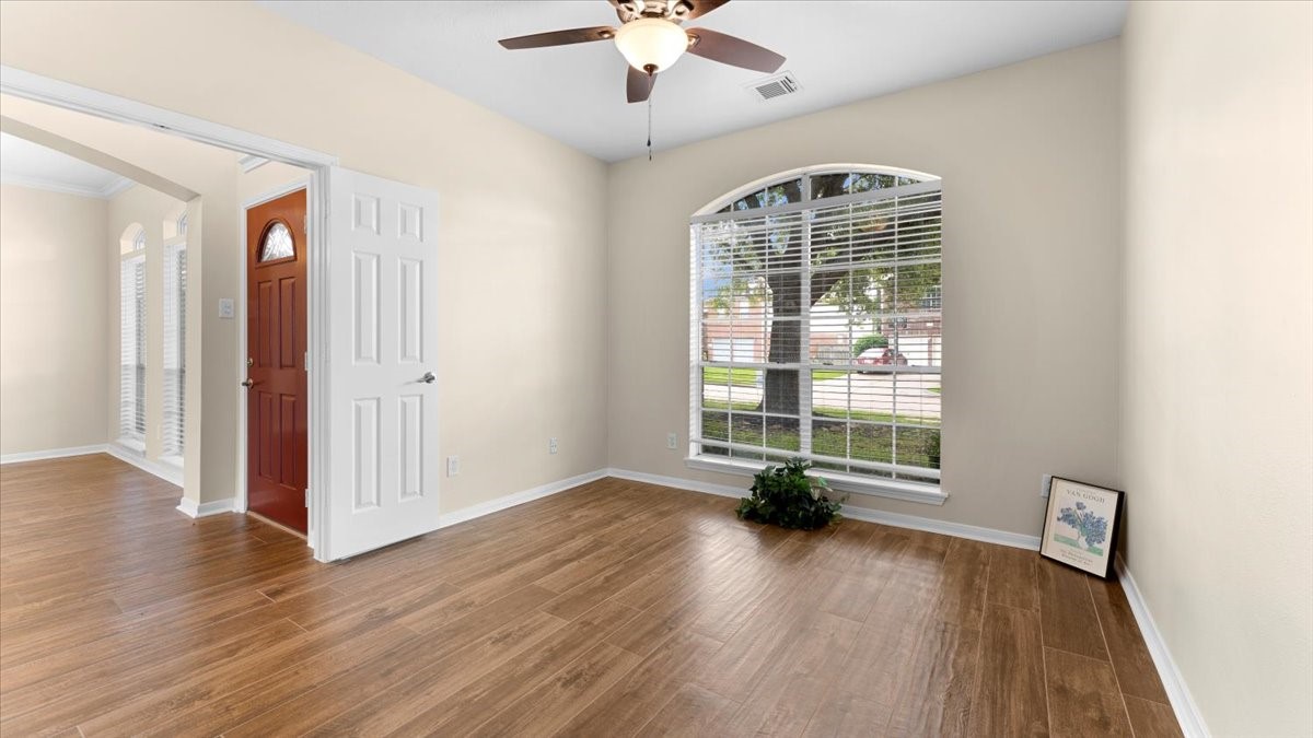 9722 Therrell Drive Property Photo 13