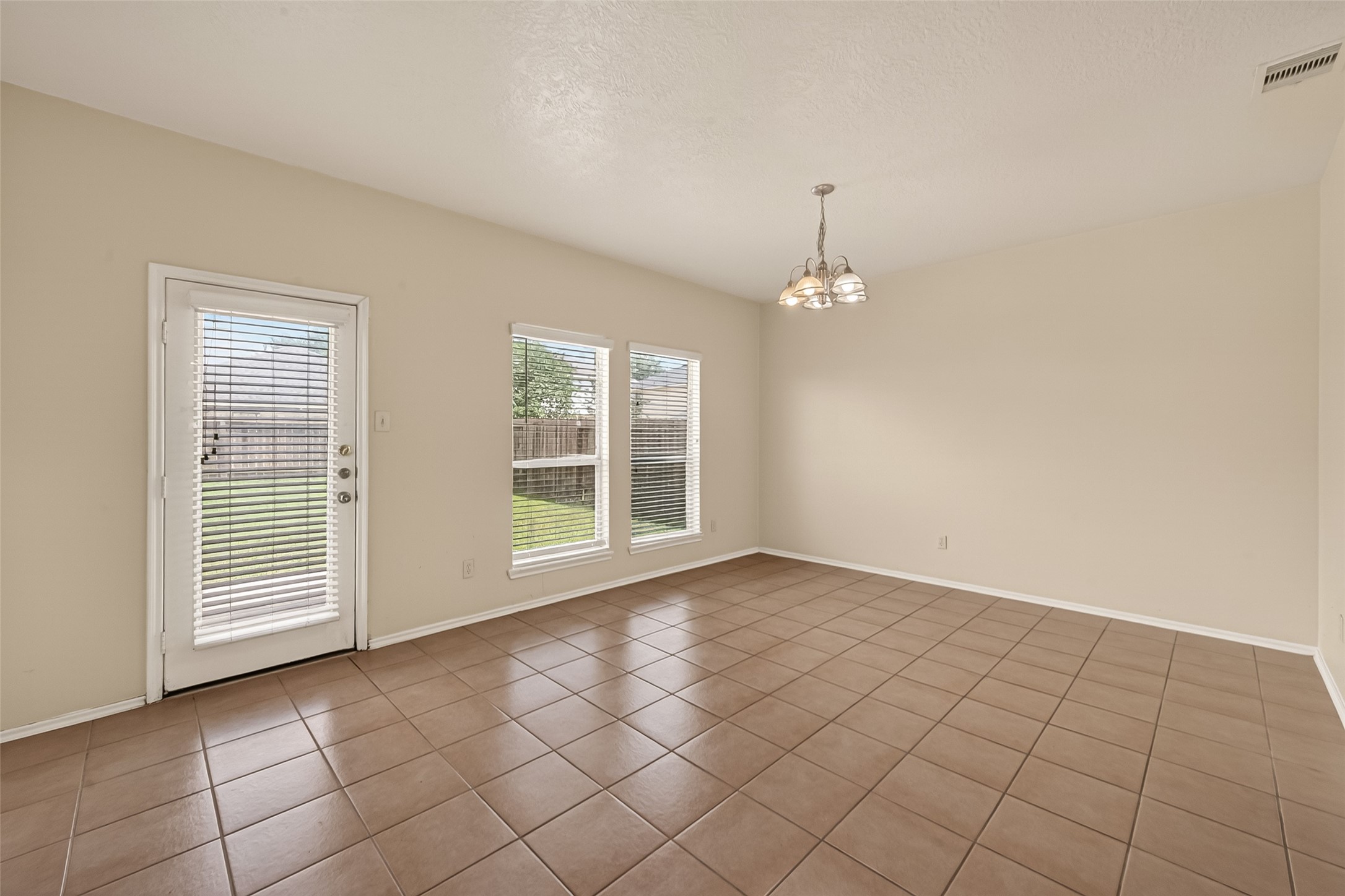 18518 Bare Meadow Lane Property Photo 10