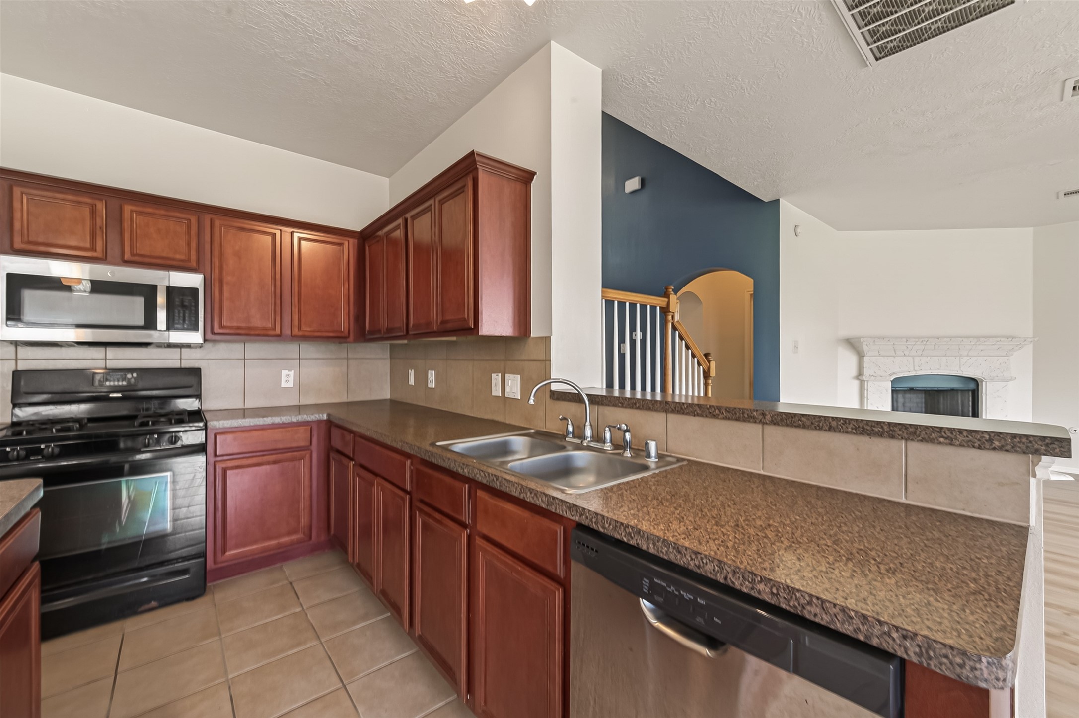18518 Bare Meadow Lane Property Photo 16