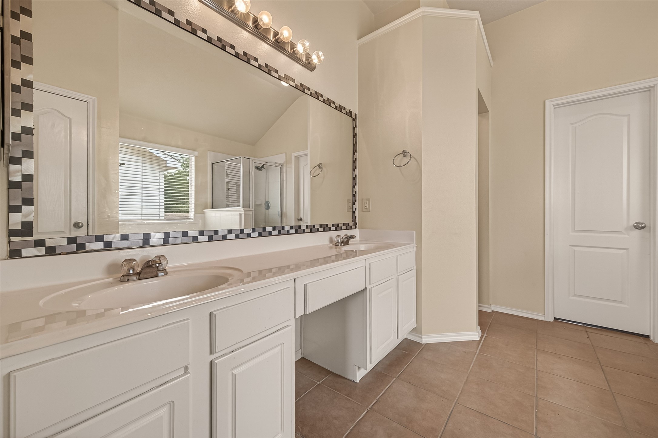 18518 Bare Meadow Lane Property Photo 37