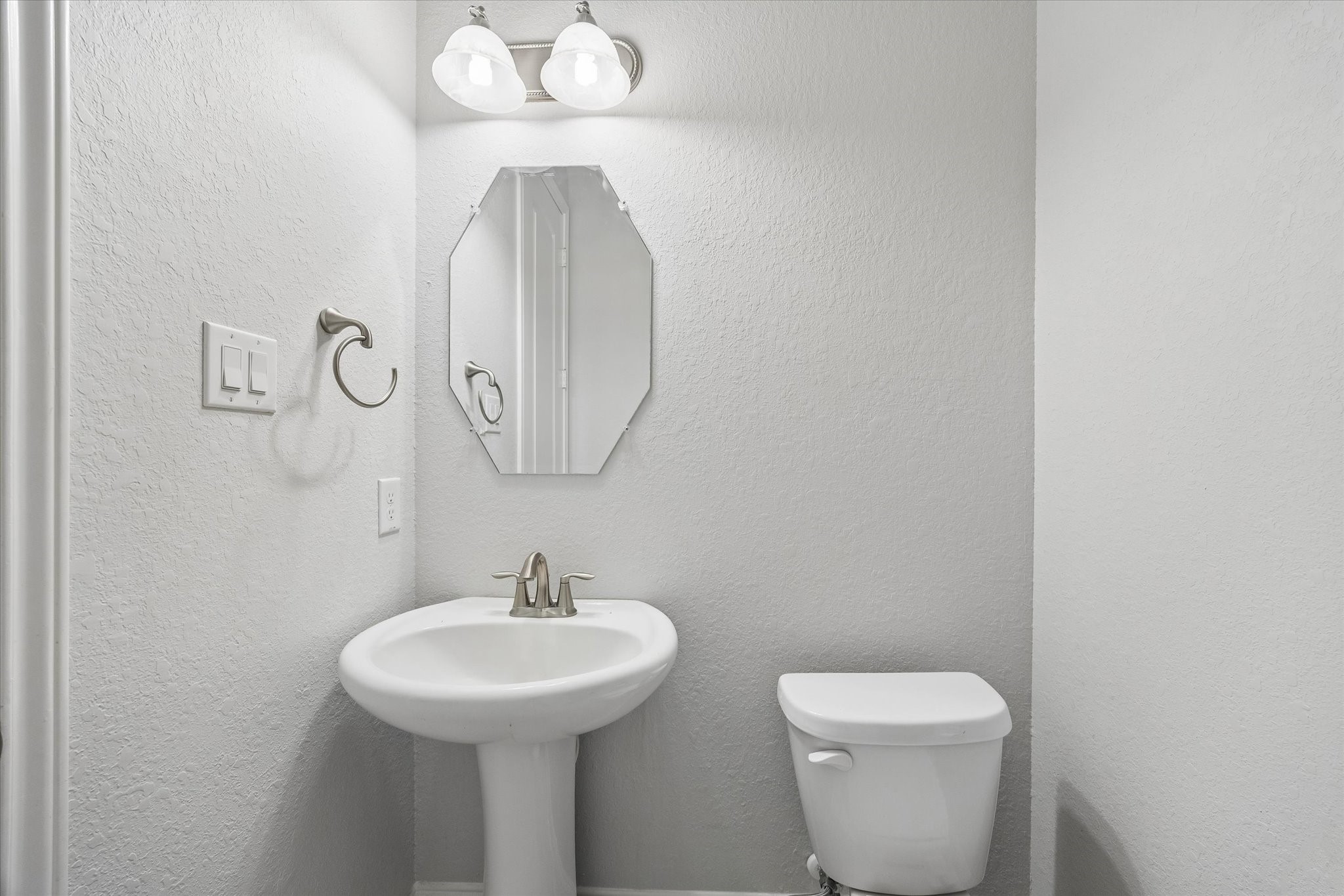 11127 Glasgill Court Property Photo 11