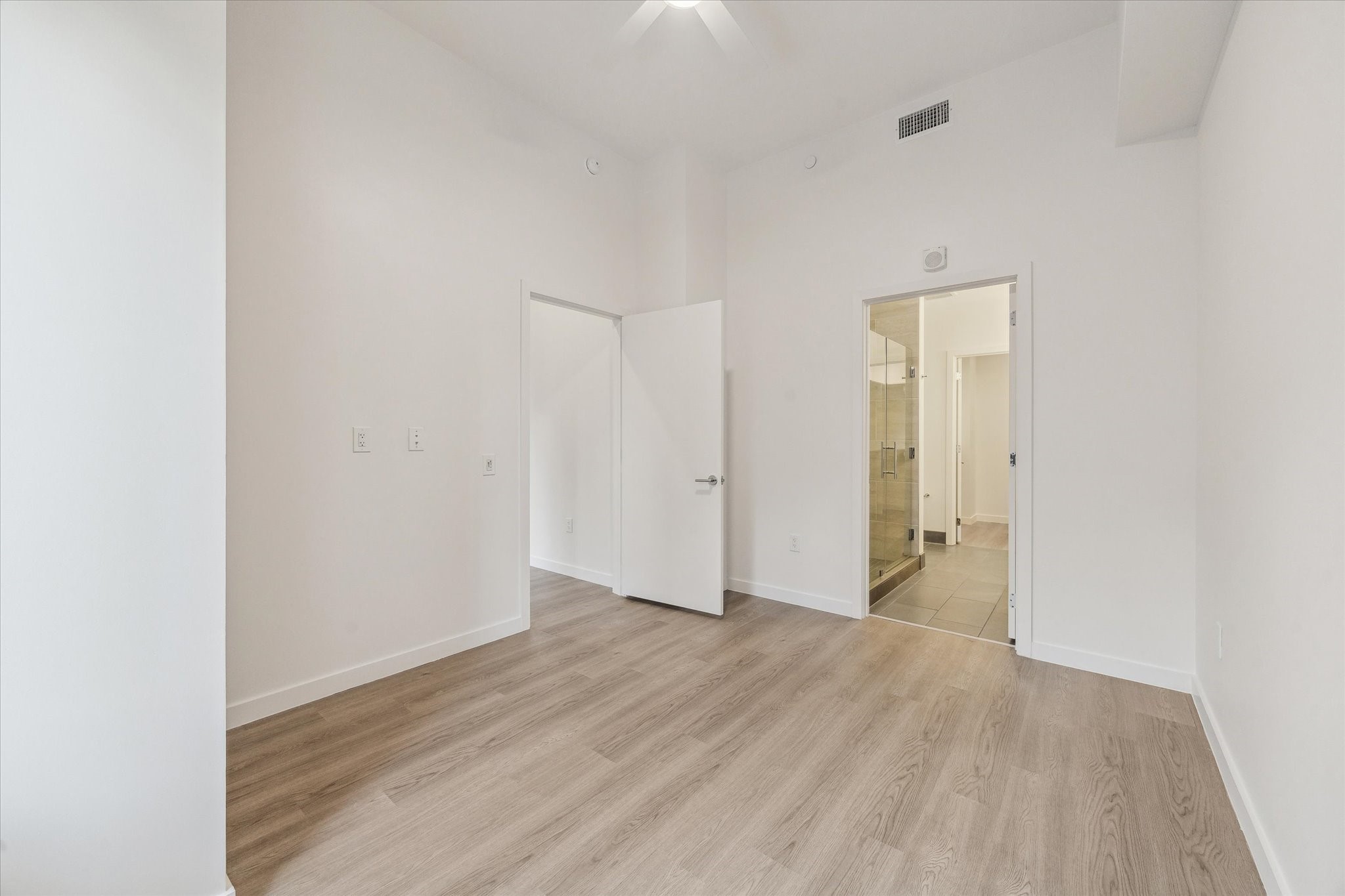 1 Riva Row 106 Property Photo 16