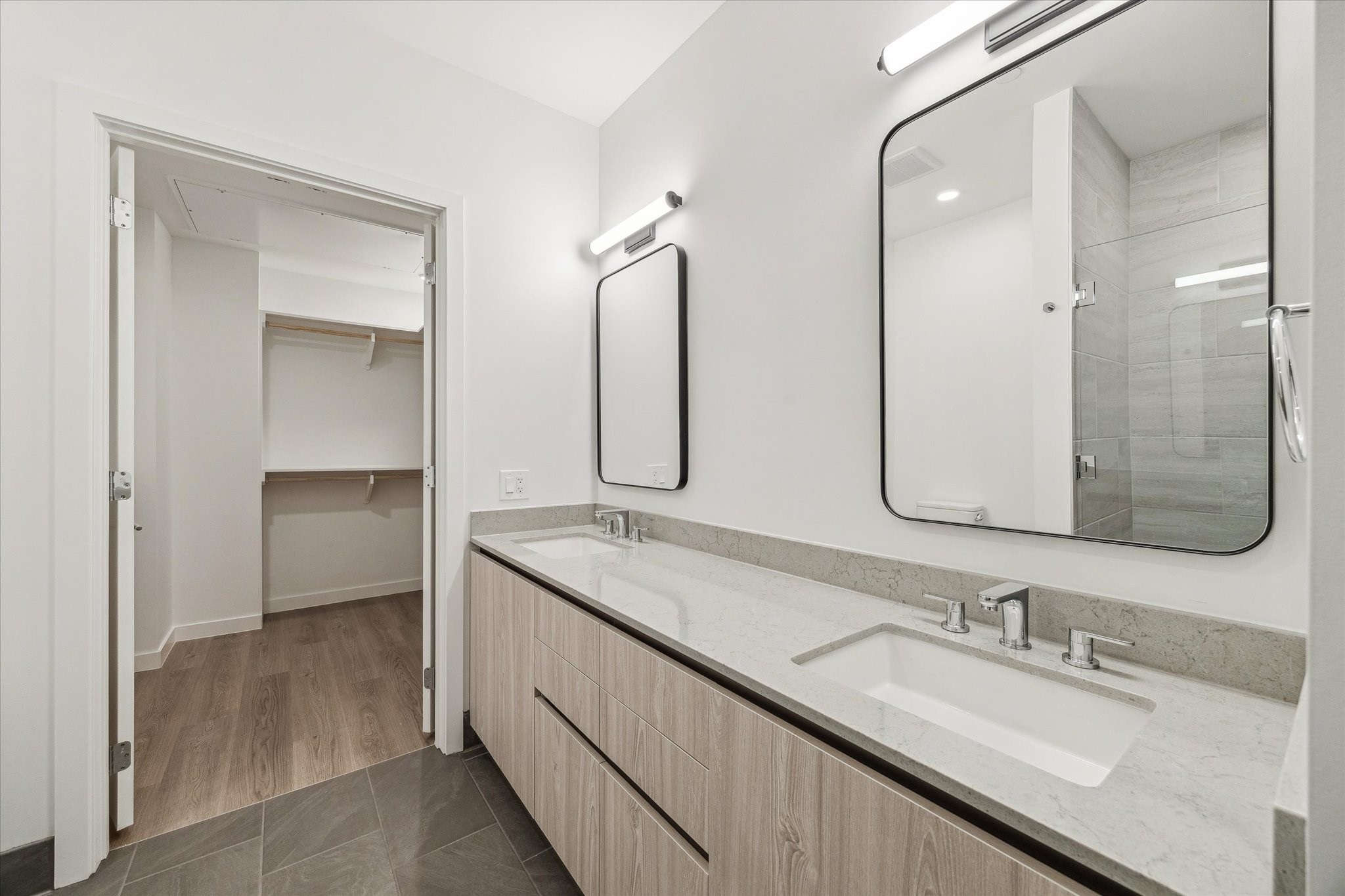 1 Riva Row 106 Property Photo 18