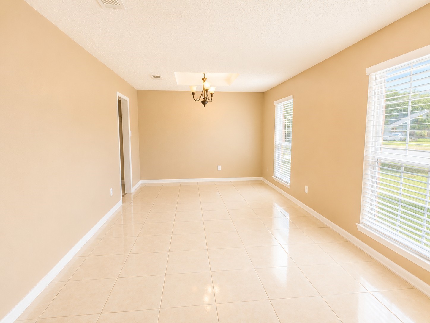 2507 Ciderwood Drive Property Photo 6