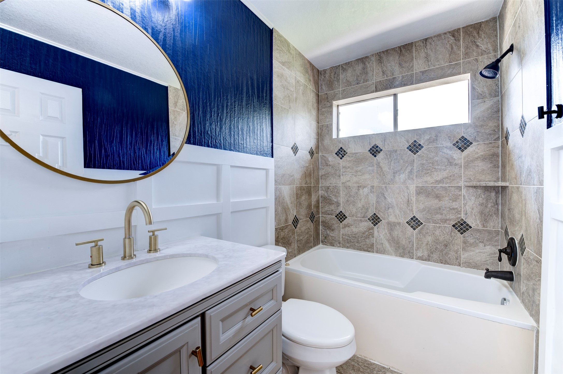 4122 Casa Del Lago Drive Property Photo 12
