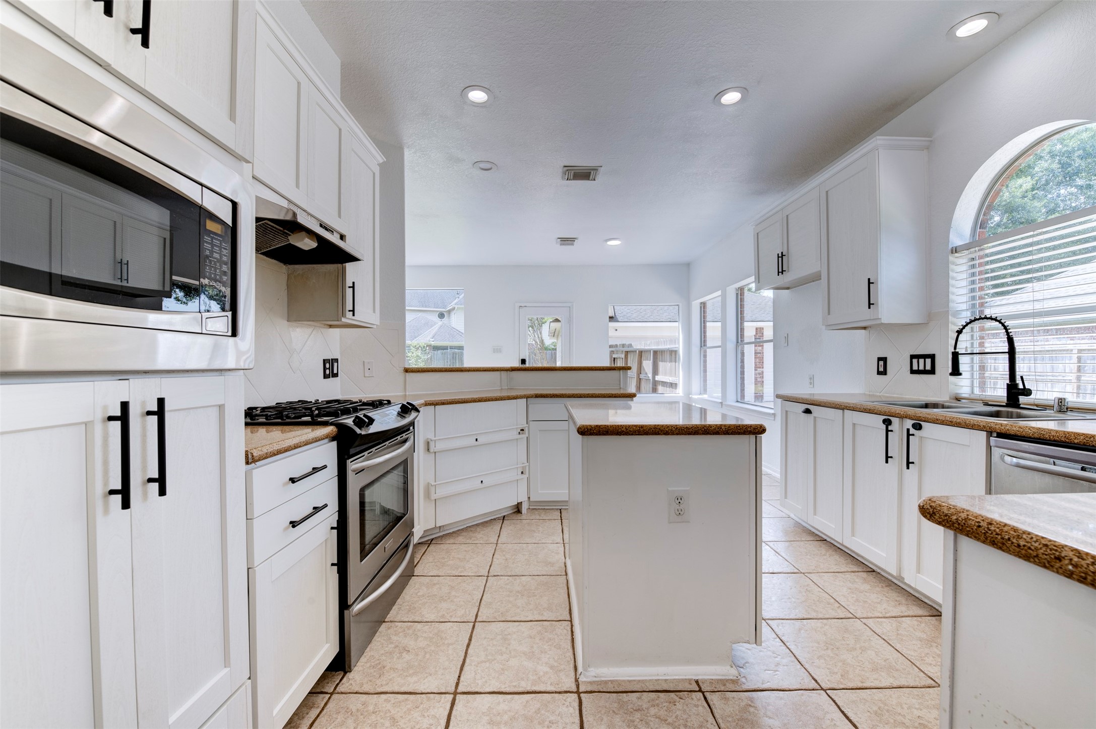 4122 Casa Del Lago Drive Property Photo 38