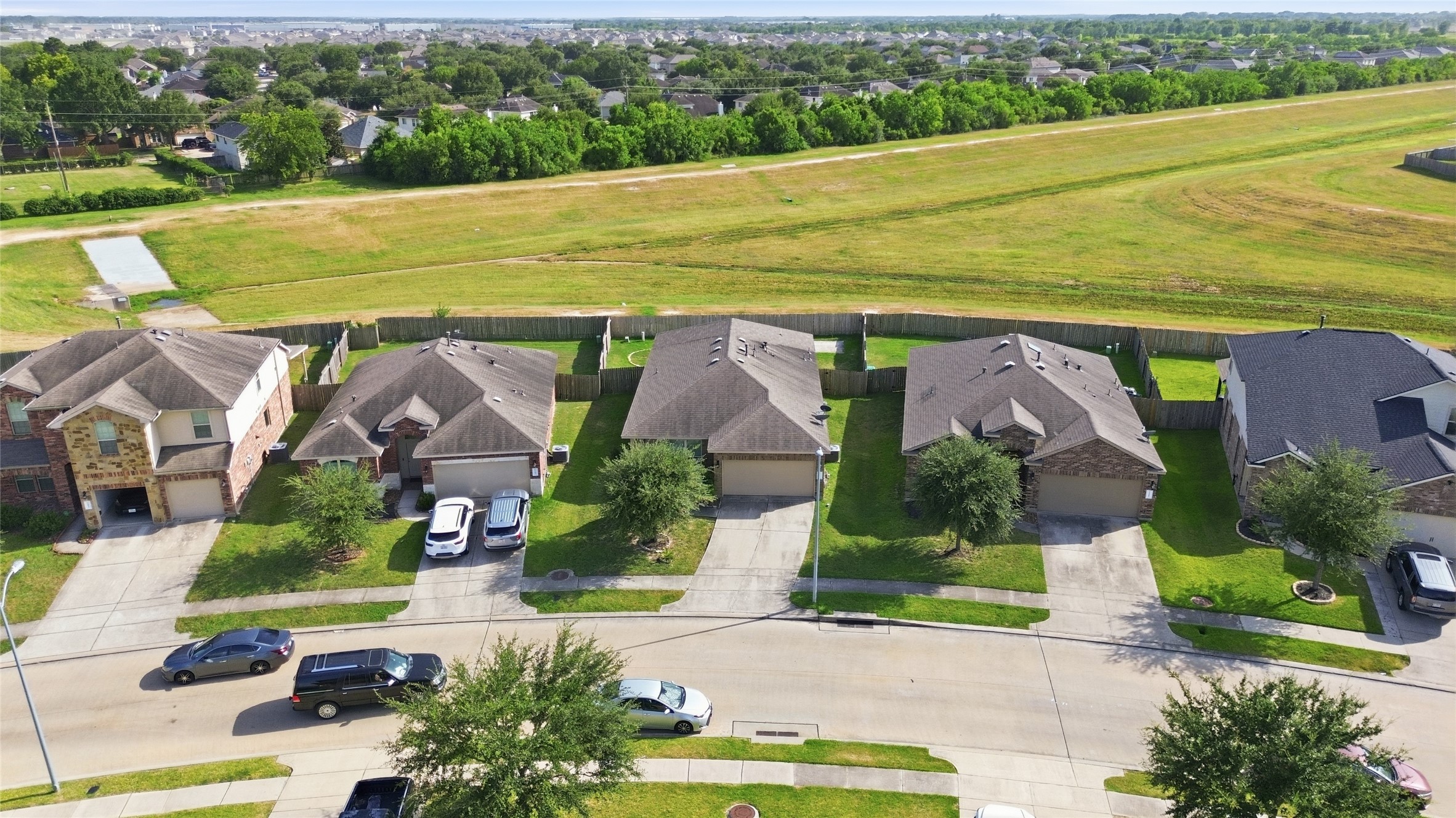 5111 Royal Jasmine Place Property Photo 2